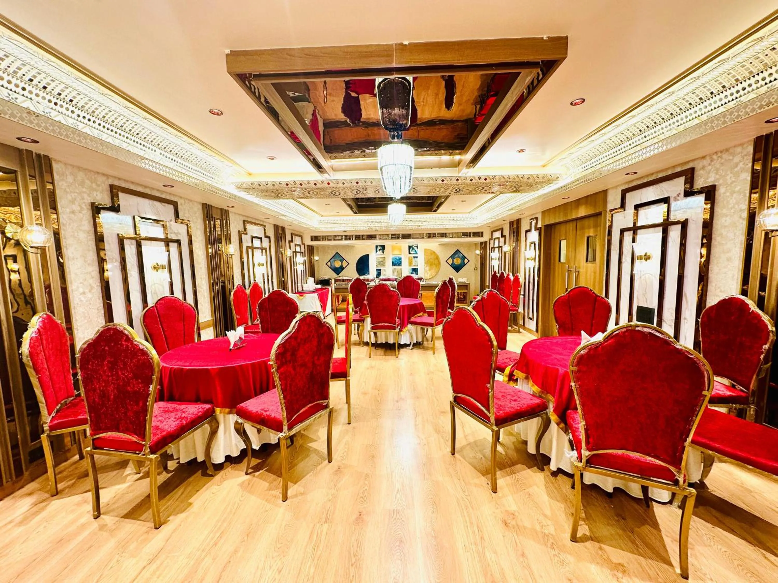 Banquet/Function facilities in Hotel Safari