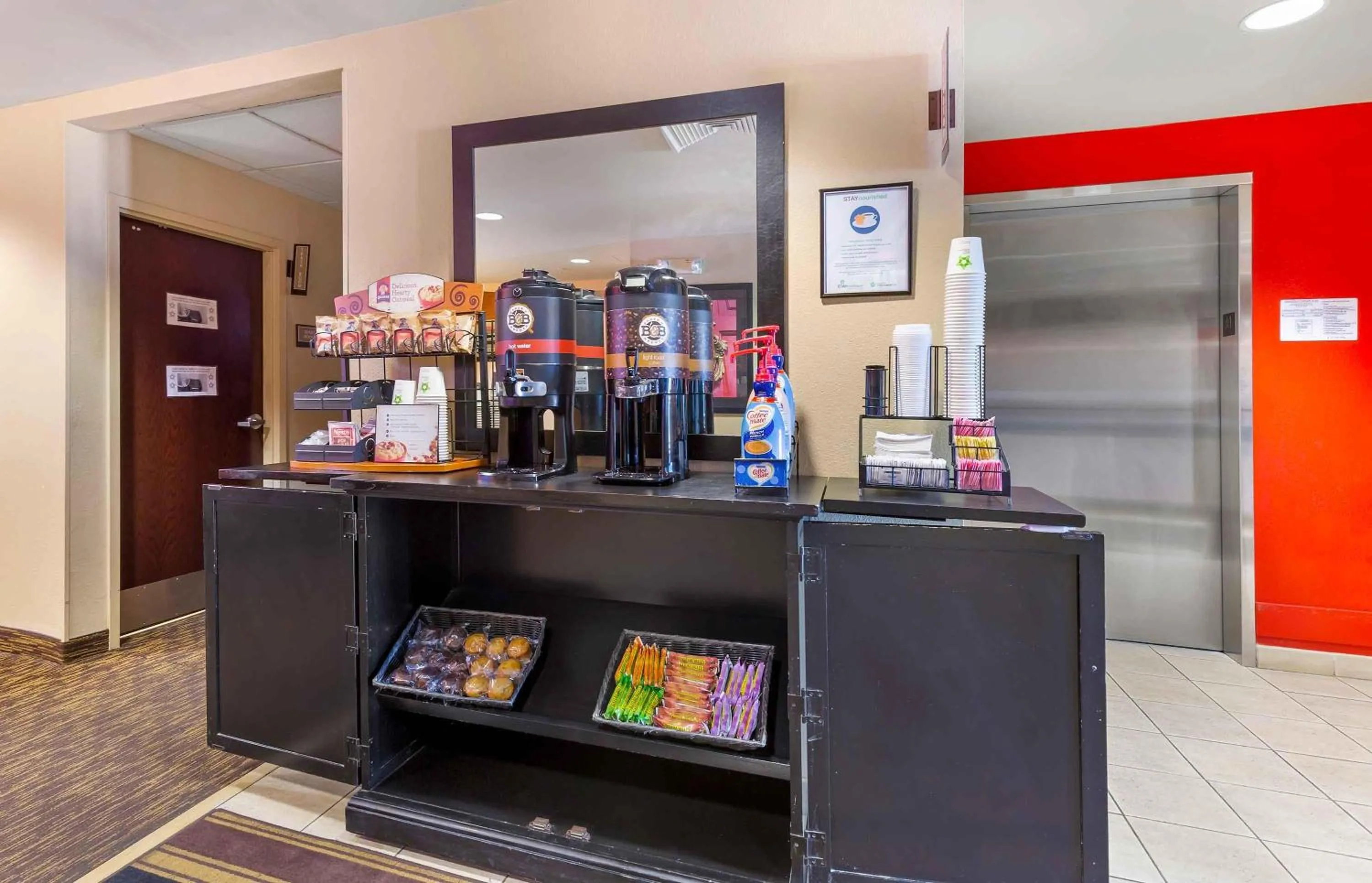 Breakfast in Extended Stay America Suites - Baltimore - Glen Burnie