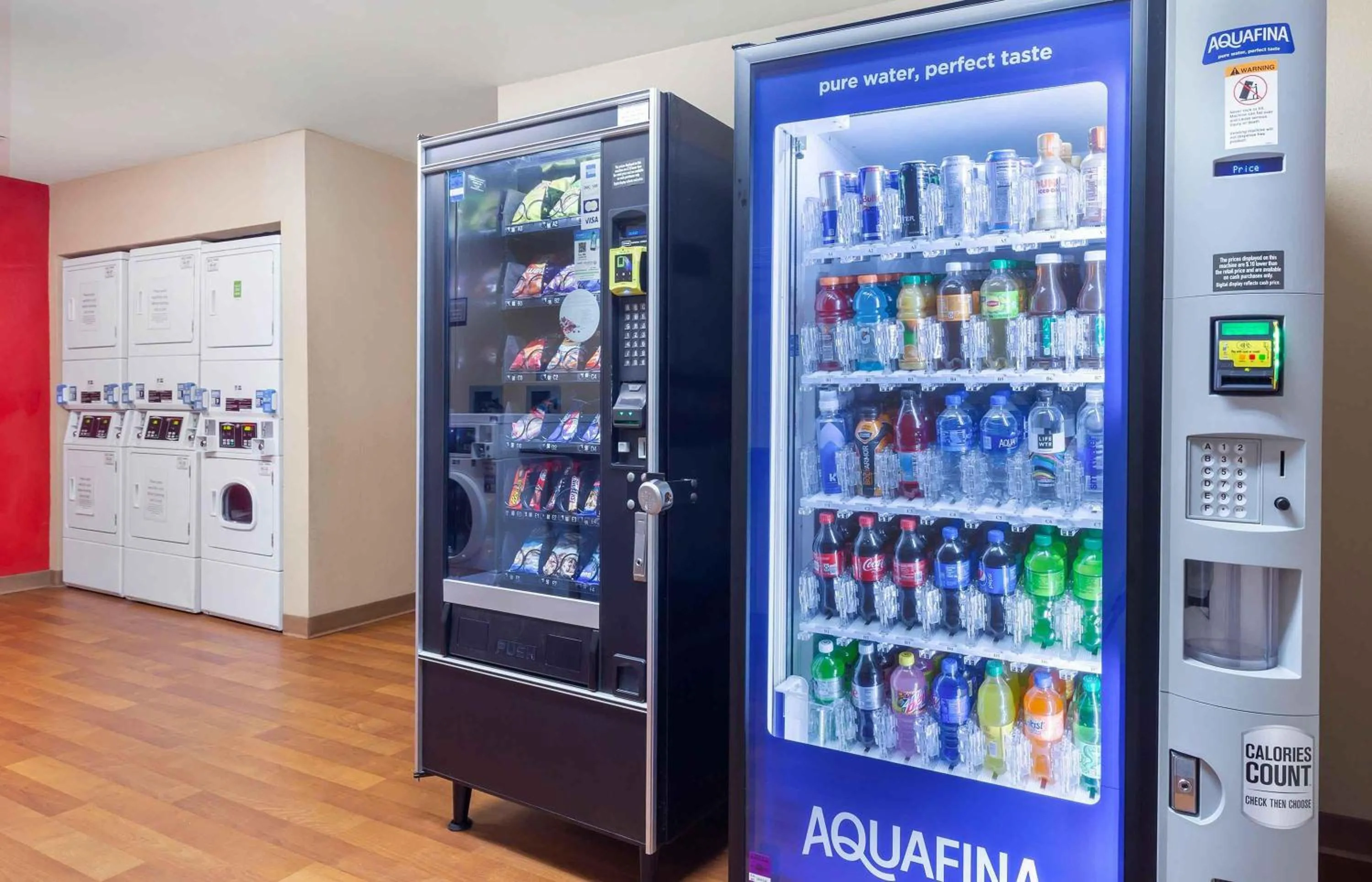 Property building in Extended Stay America Suites - Baltimore - Glen Burnie