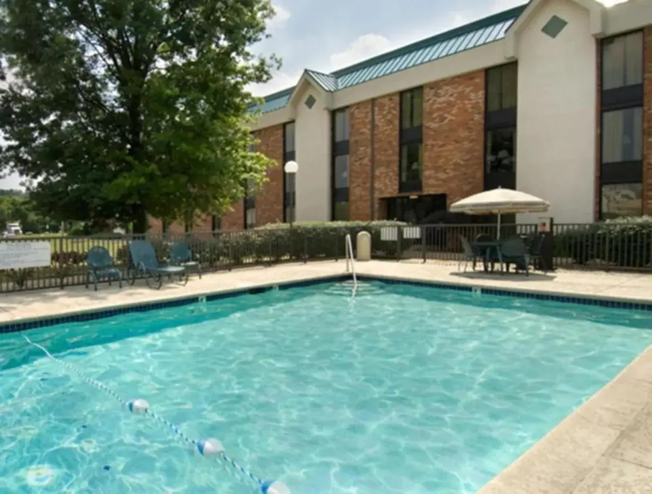 Property building in Wingate by Wyndham St Louis-Fenton Route 66 Property building in Wingate by Wyndham St Louis-Fenton Route 66