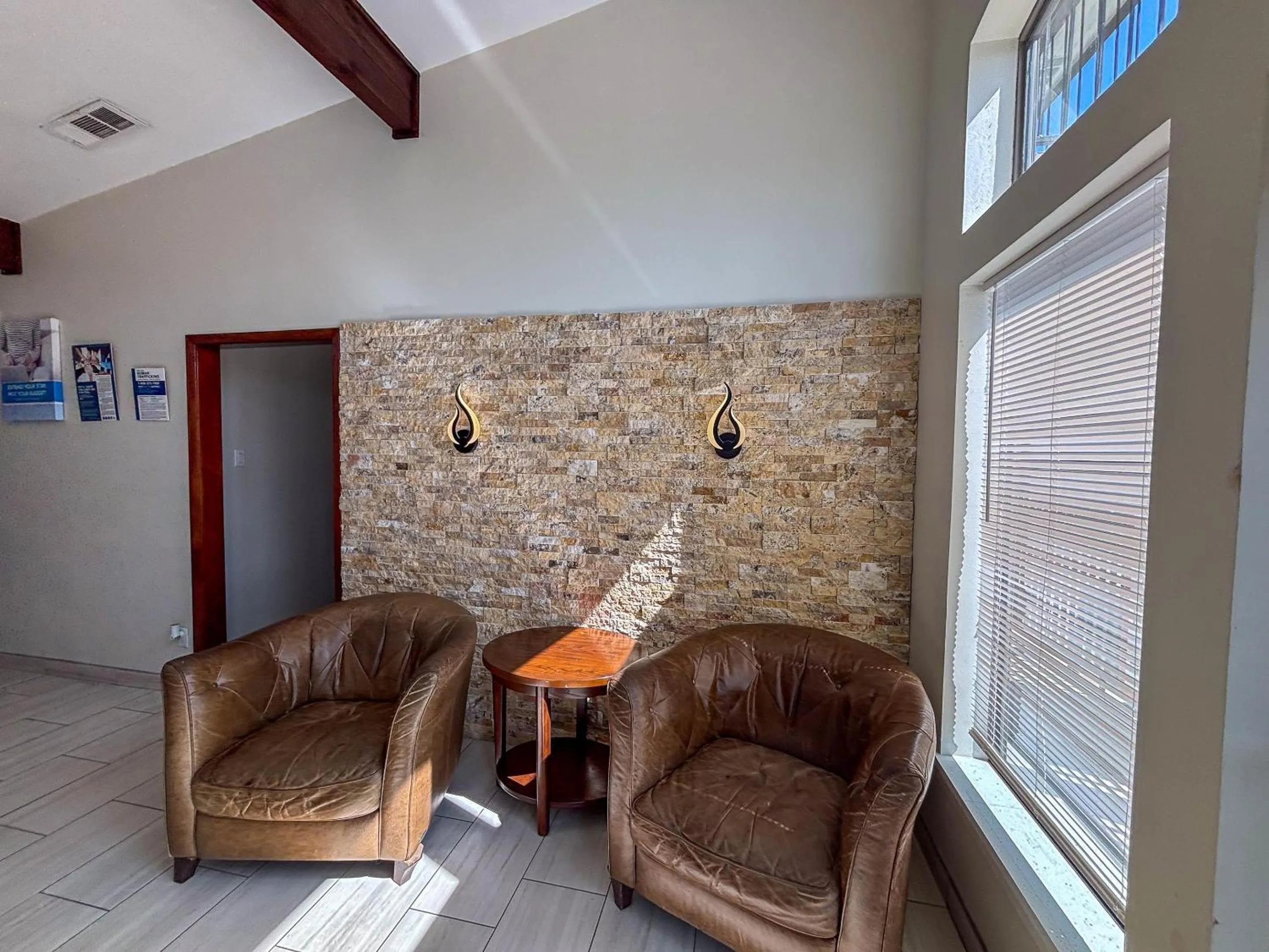 Lobby or reception in Studio 6 Suites Mesquite, TX – Gross Rd.