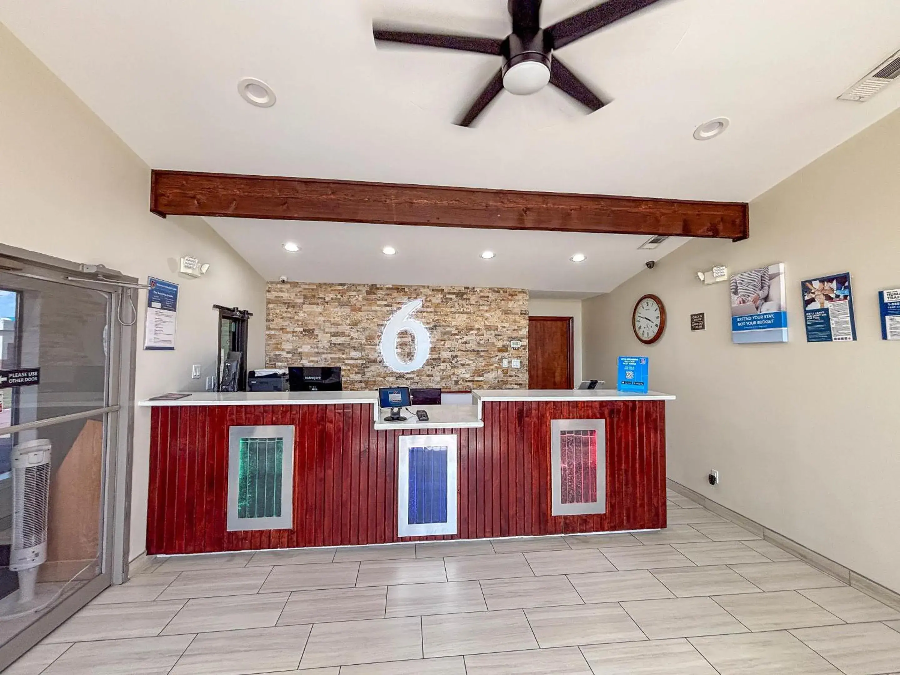 Studio 6 Suites Mesquite, TX – Gross Rd. Studio 6 Suites Mesquite, TX – Gross Rd.
