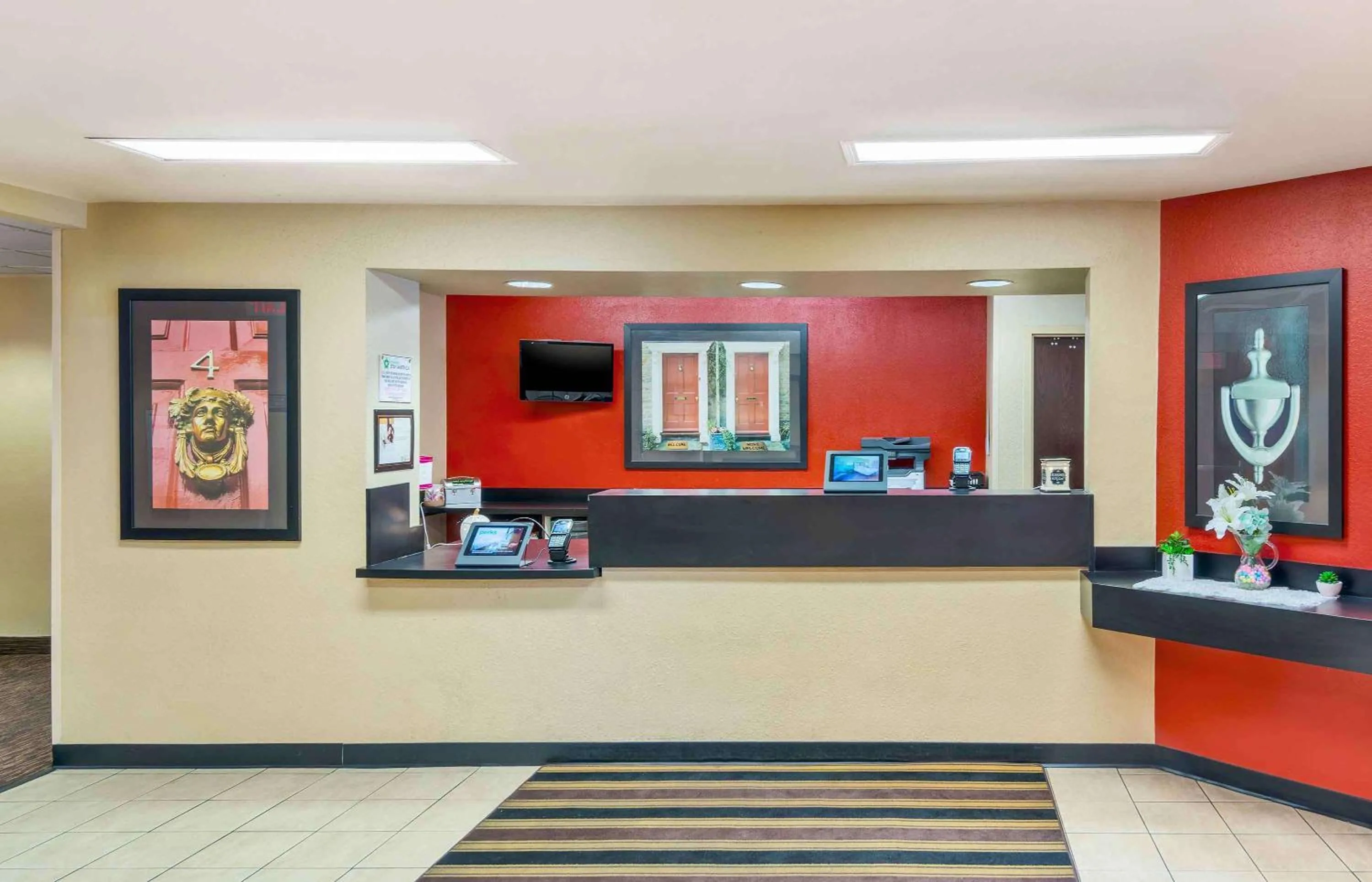 Lobby or reception in Extended Stay America Select Suites - Tampa - North - USF - Attractions