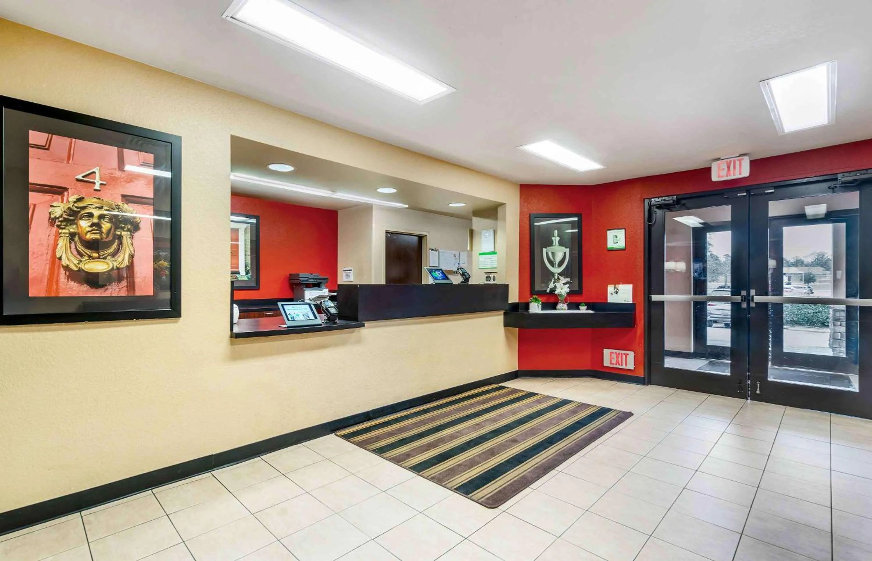 Lobby or reception in Extended Stay America Select Suites - Tampa - North - USF - Attractions