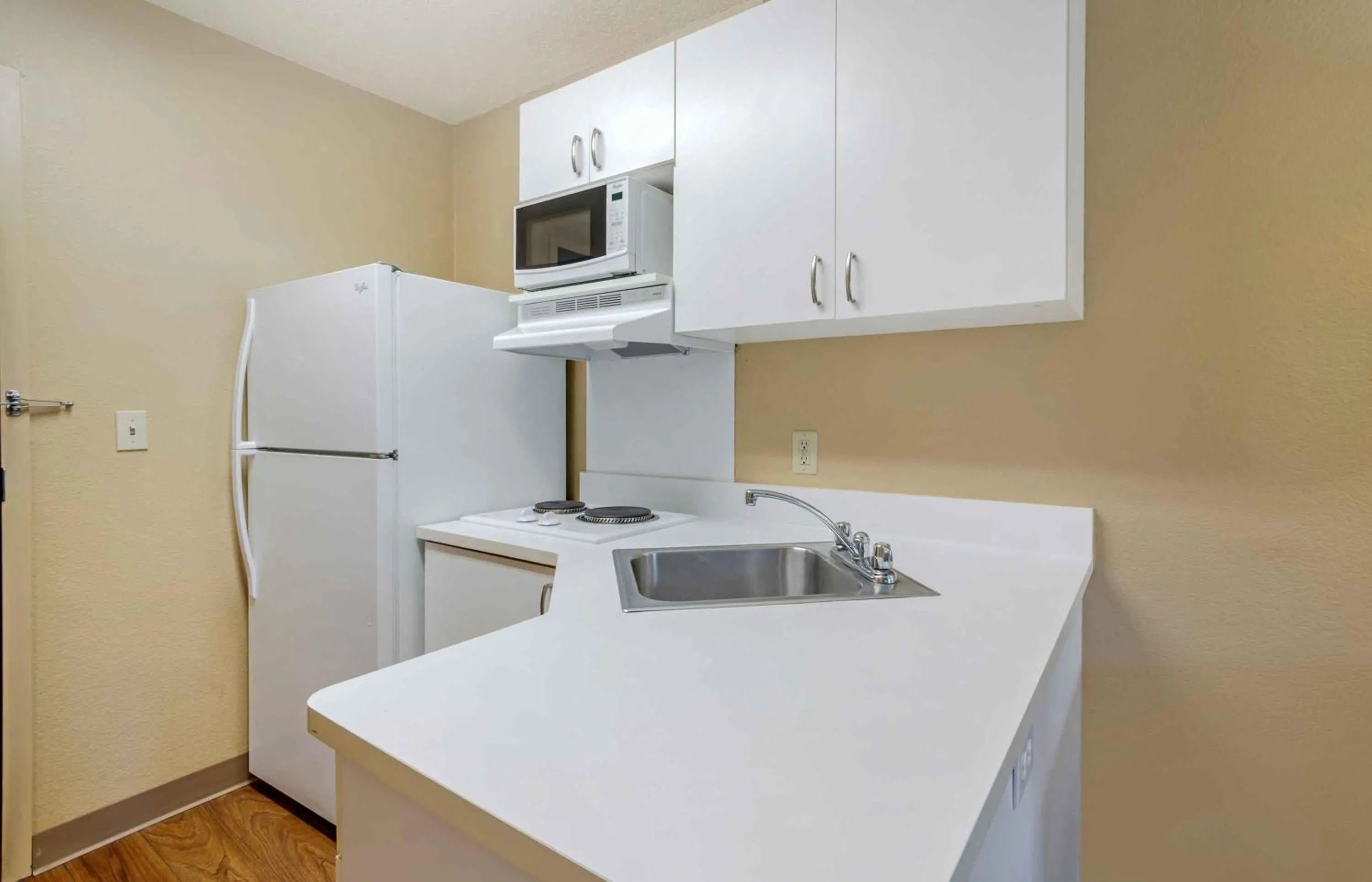 Kitchen or kitchenette in Extended Stay America Suites - Baltimore - Bel Air - Aberdeen