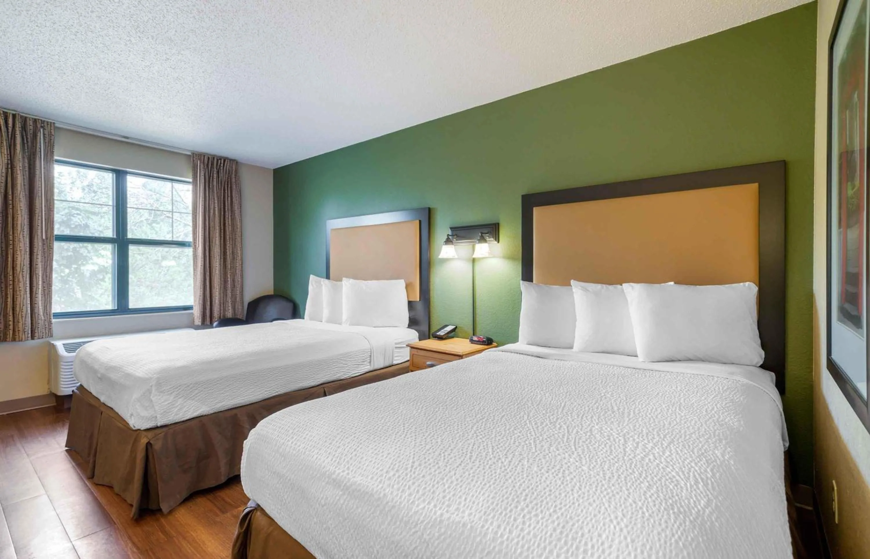 Bedroom, Bed in Extended Stay America Suites - Baltimore - Bel Air - Aberdeen