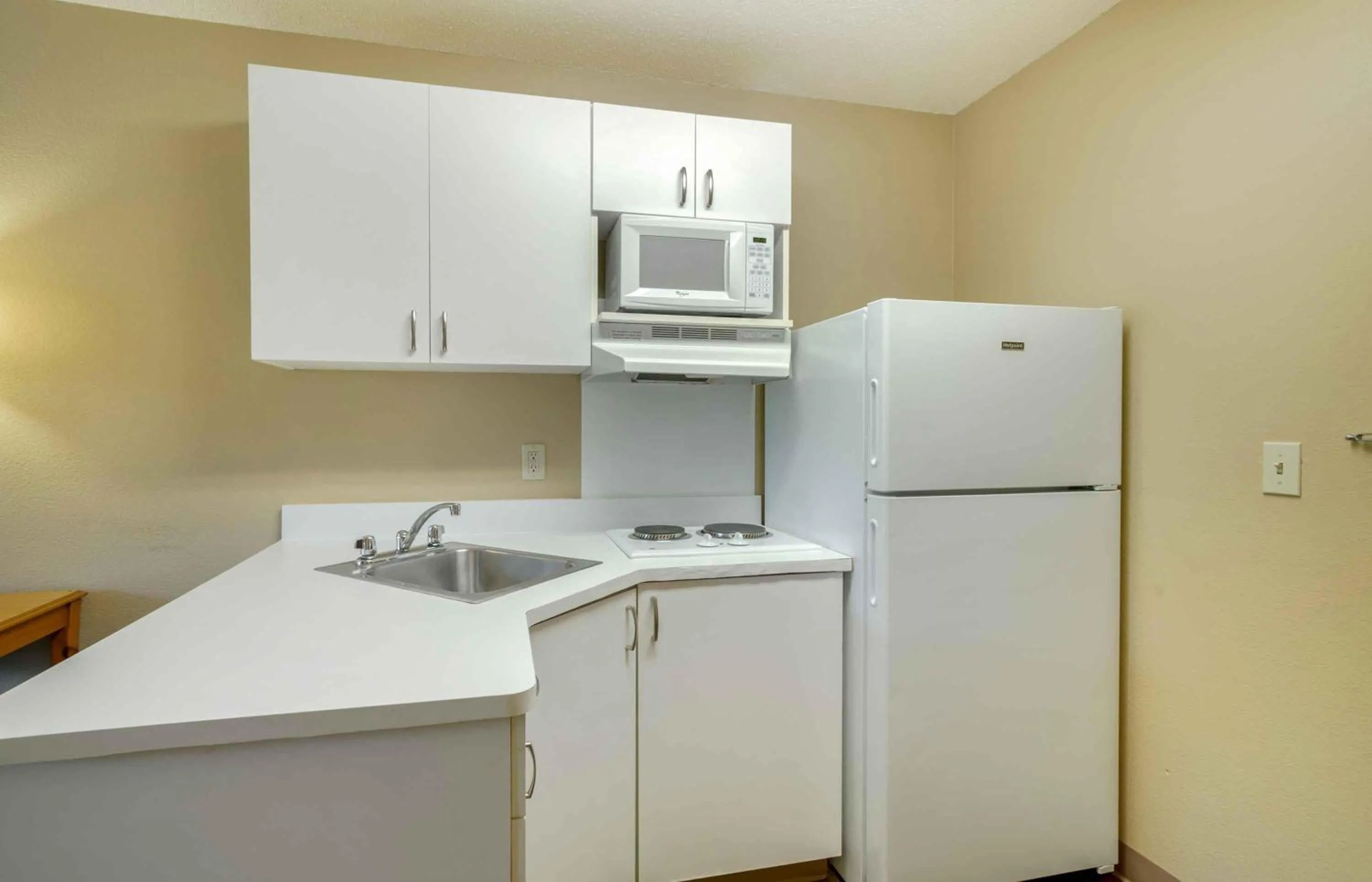 Kitchen or kitchenette in Extended Stay America Suites - Baltimore - Bel Air - Aberdeen