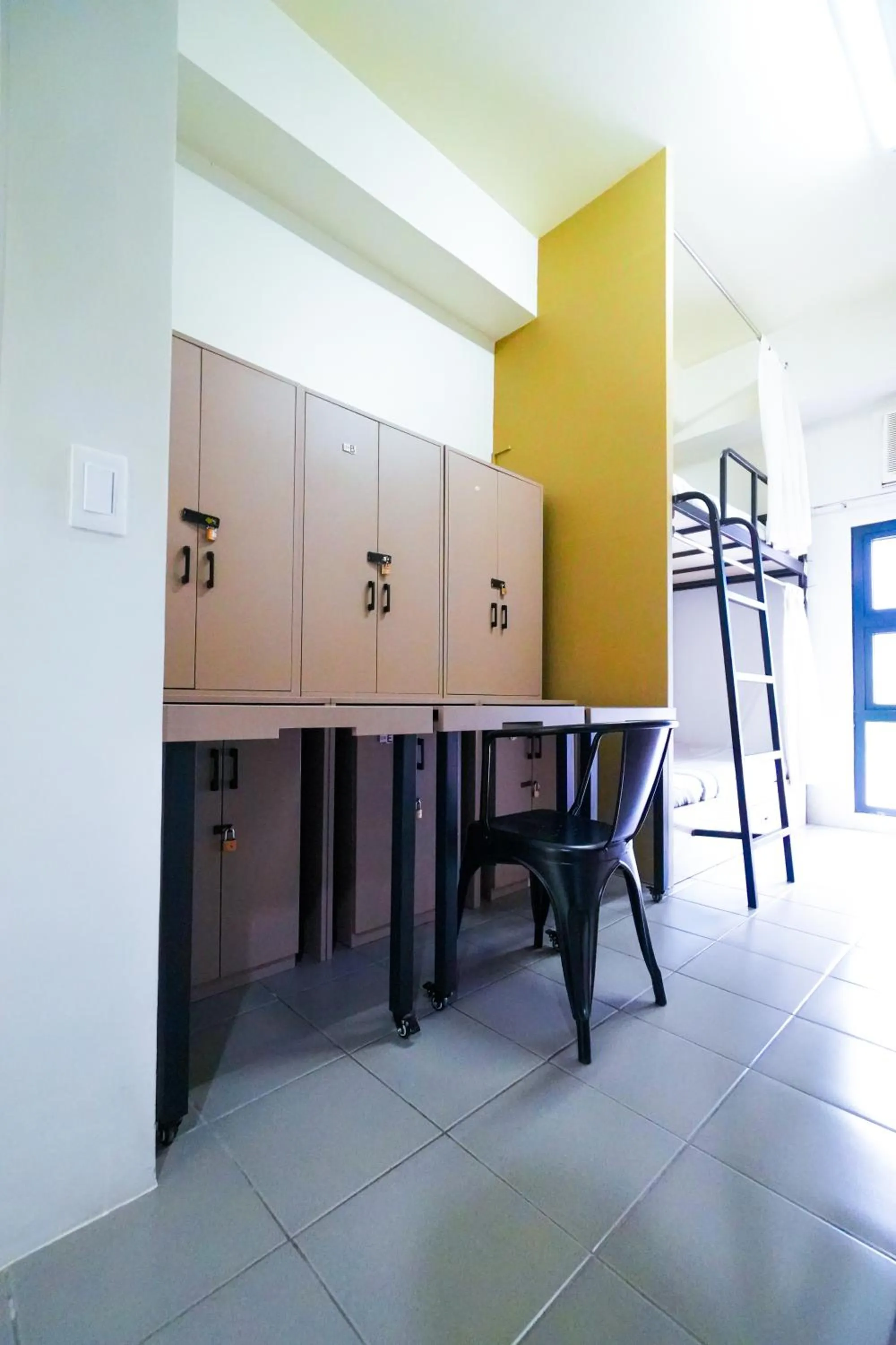 The City Flats Amorsolo