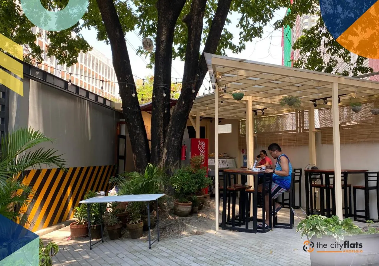 Restaurant/places to eat in The City Flats Amorsolo