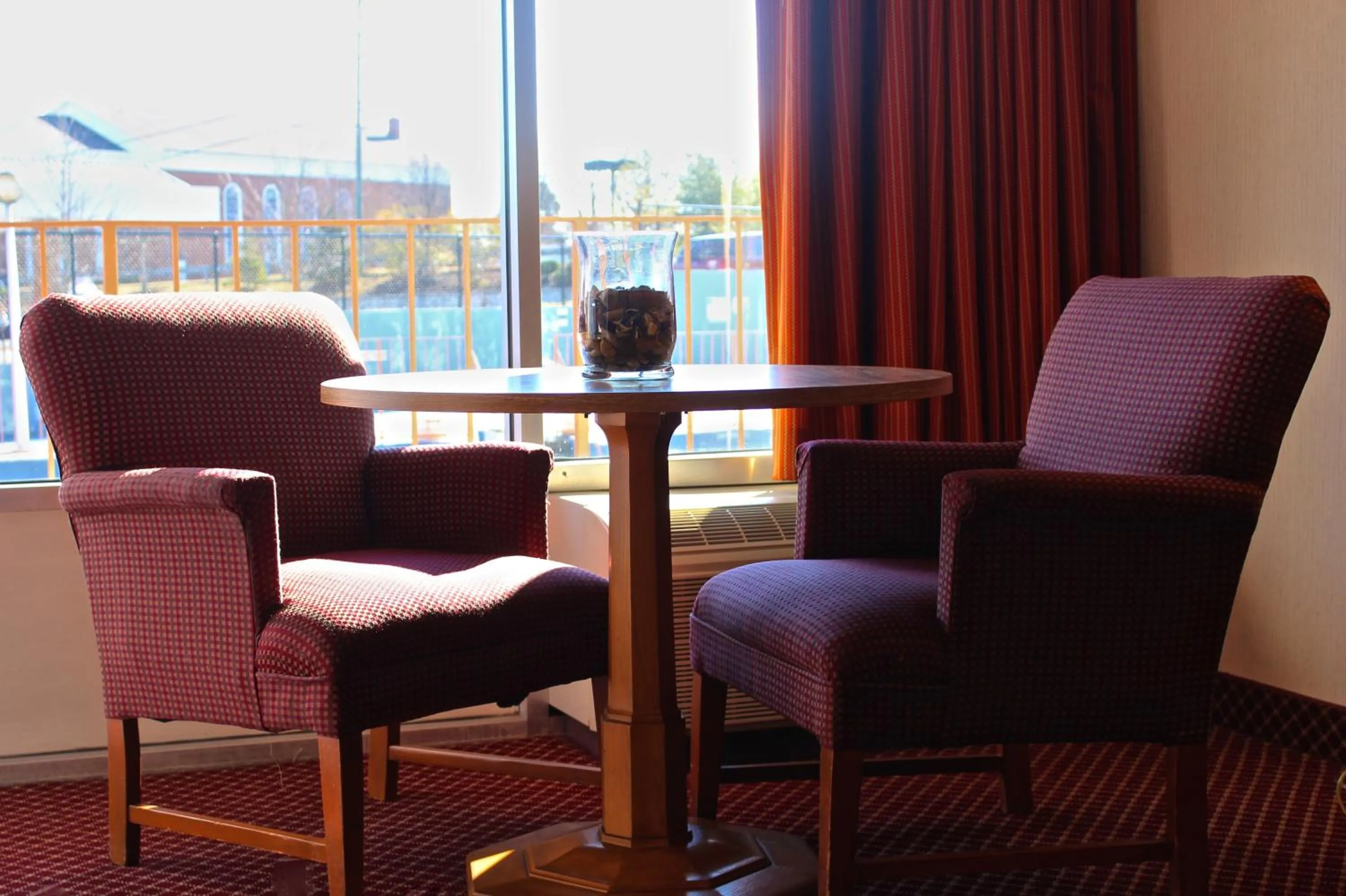 Day in Regency Inn Richmond