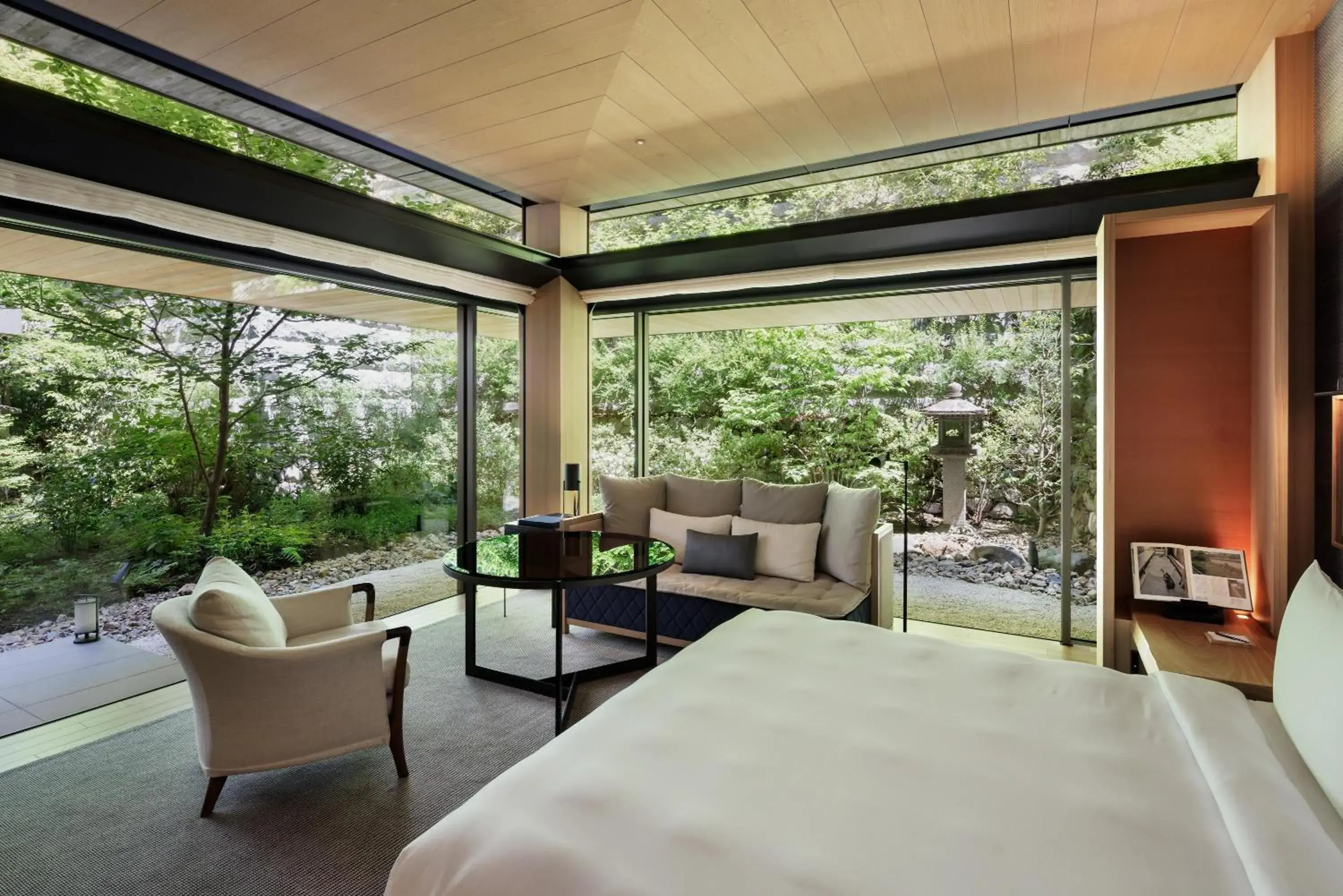 Bedroom, Bed in Park Hyatt Kyoto Bedroom, Bed in Park Hyatt Kyoto