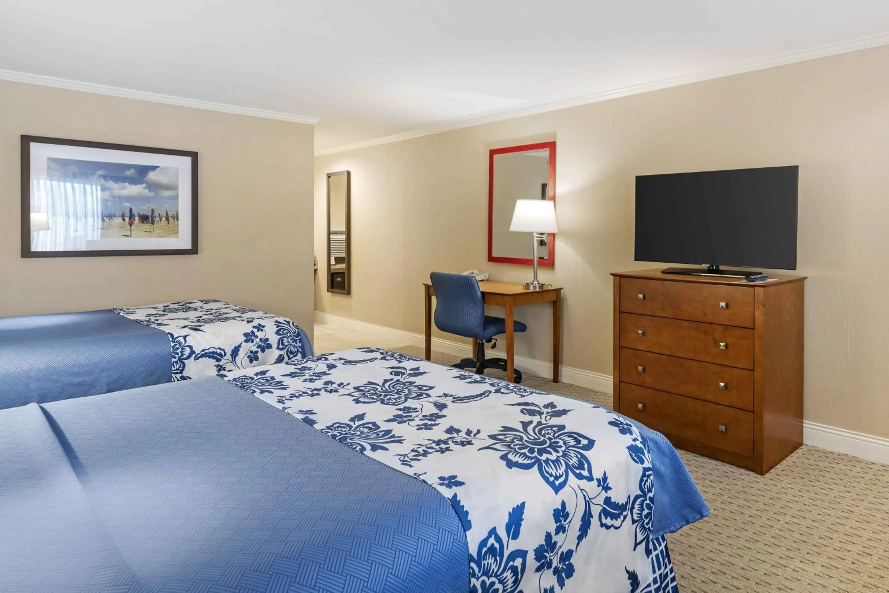 Bed in Juniper Hill Inn
