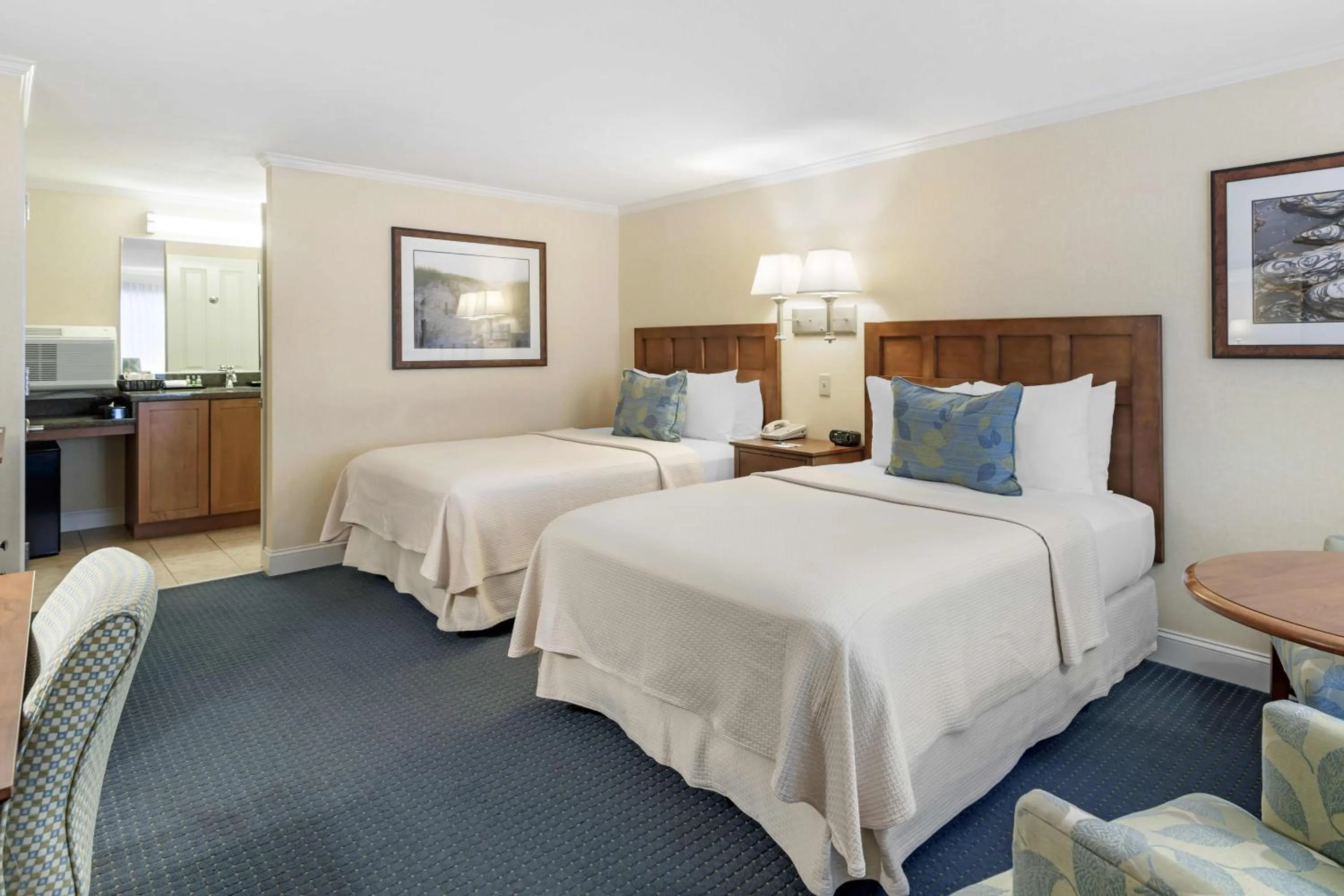 Bed in Juniper Hill Inn