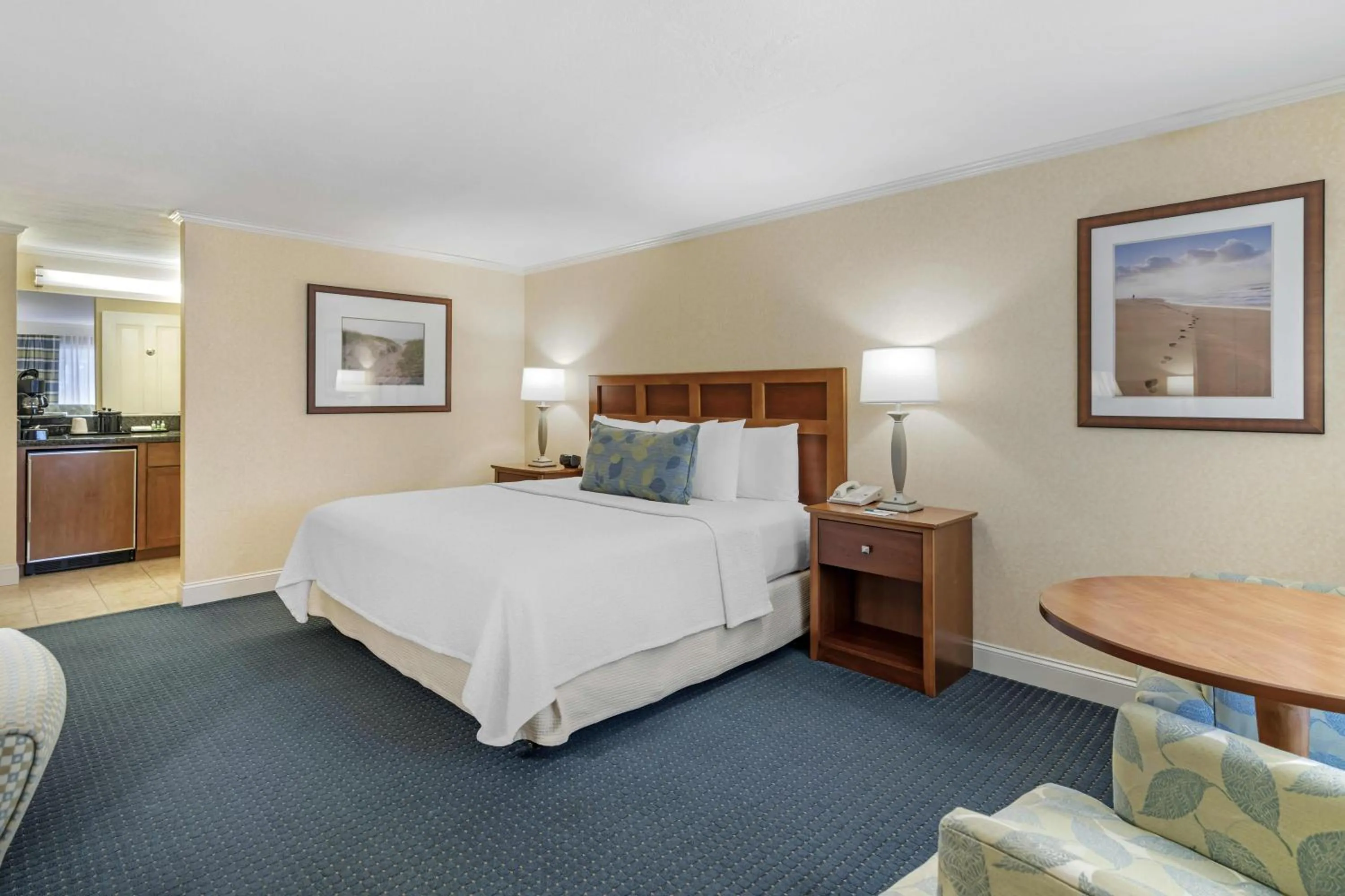 Bed in Juniper Hill Inn