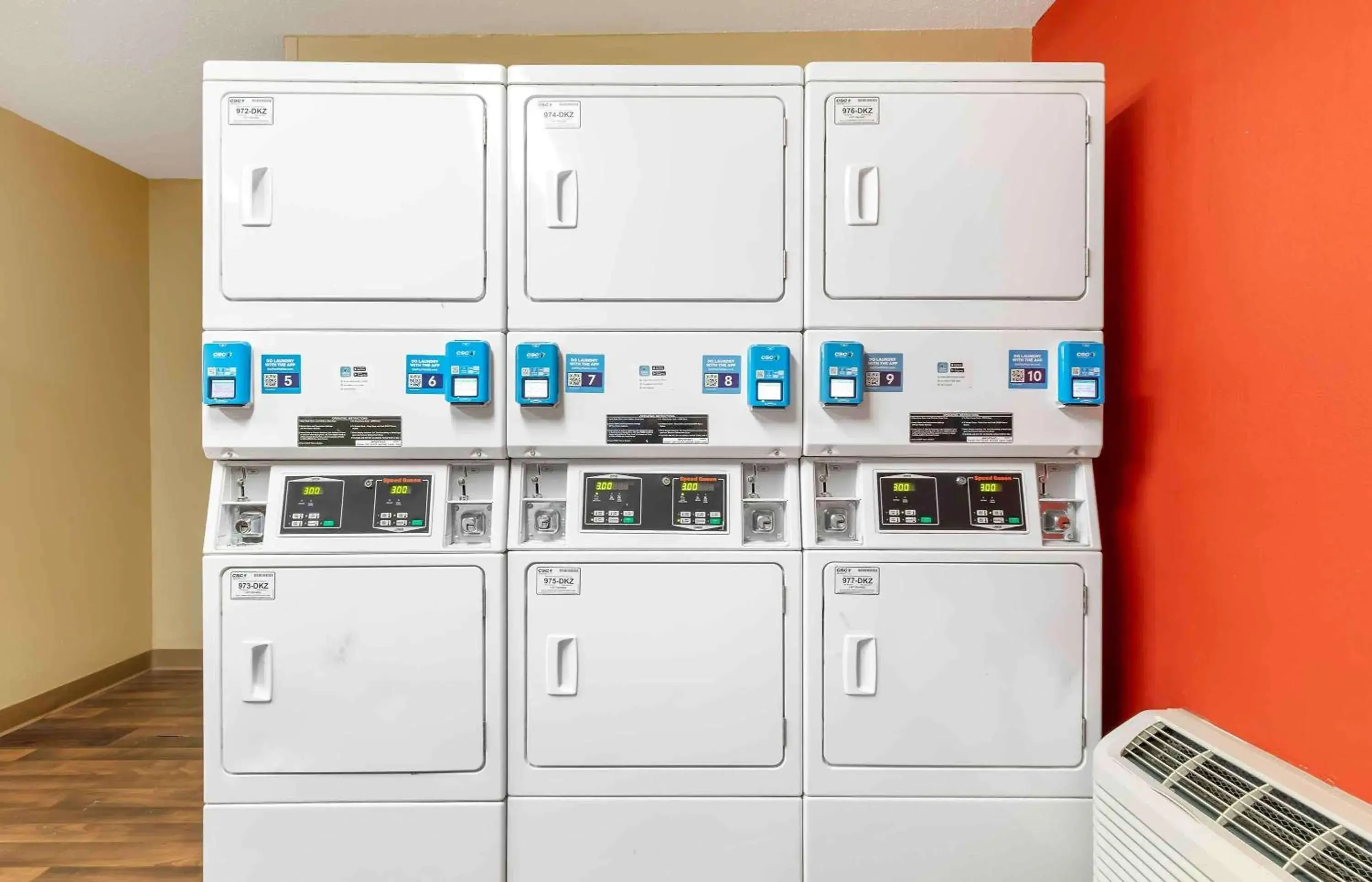 Property building in Extended Stay America Suites - Washington, DC - Gaithersburg - North Property building in Extended Stay America Suites - Washington, DC - Gaithersburg - North