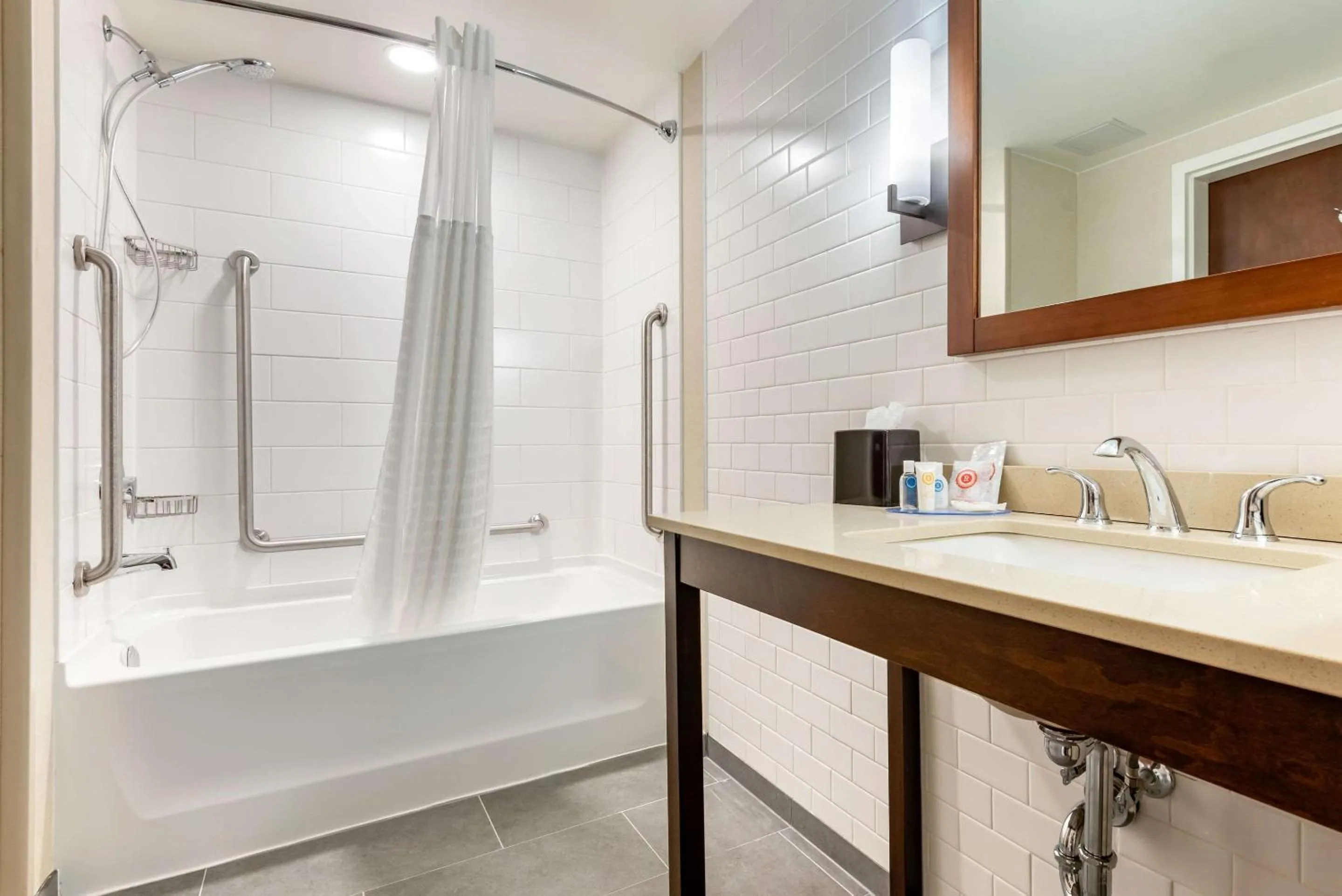 Bedroom in Comfort Inn & Suites