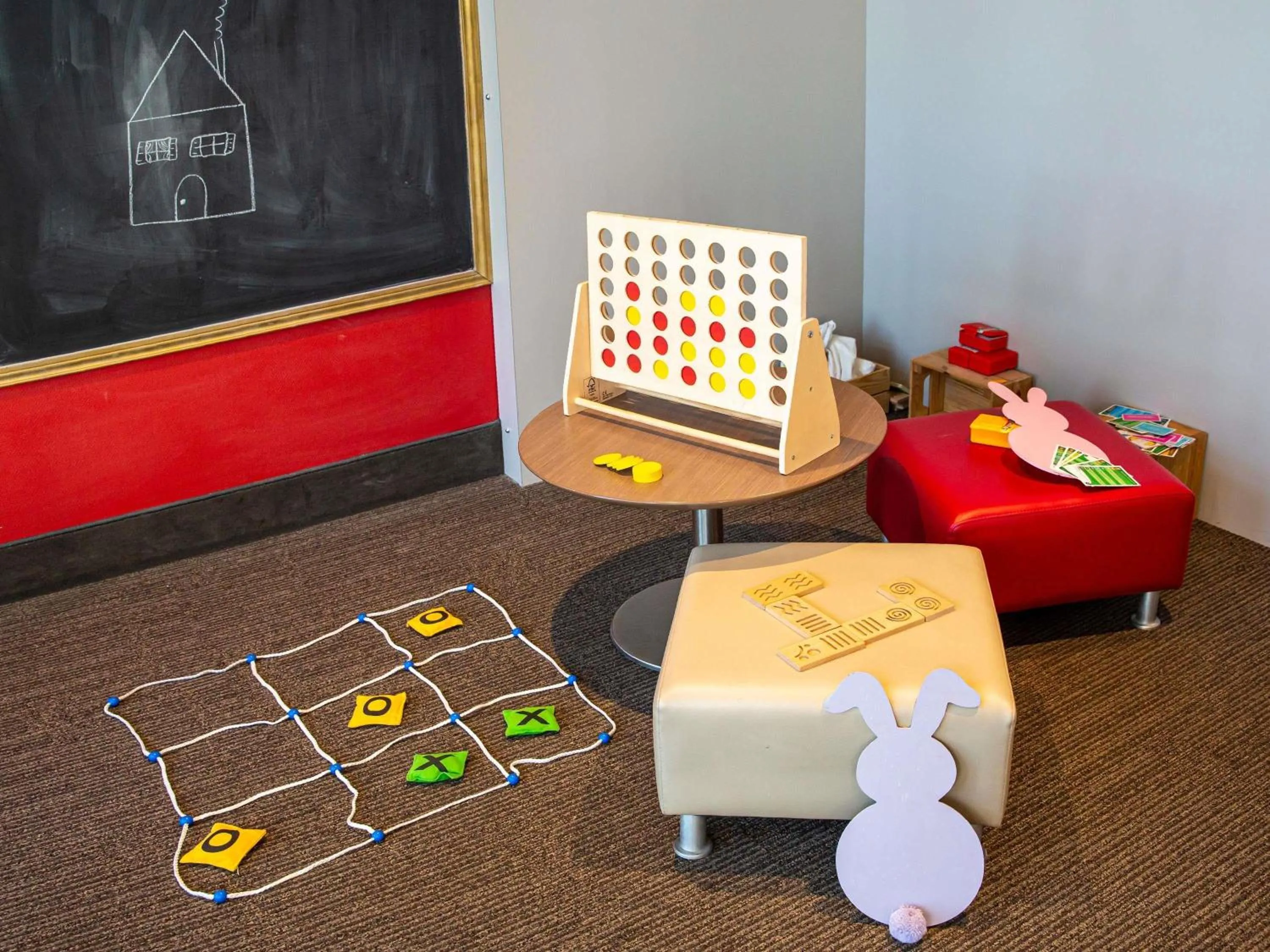 Property building in ibis Styles Honfleur Centre Historique