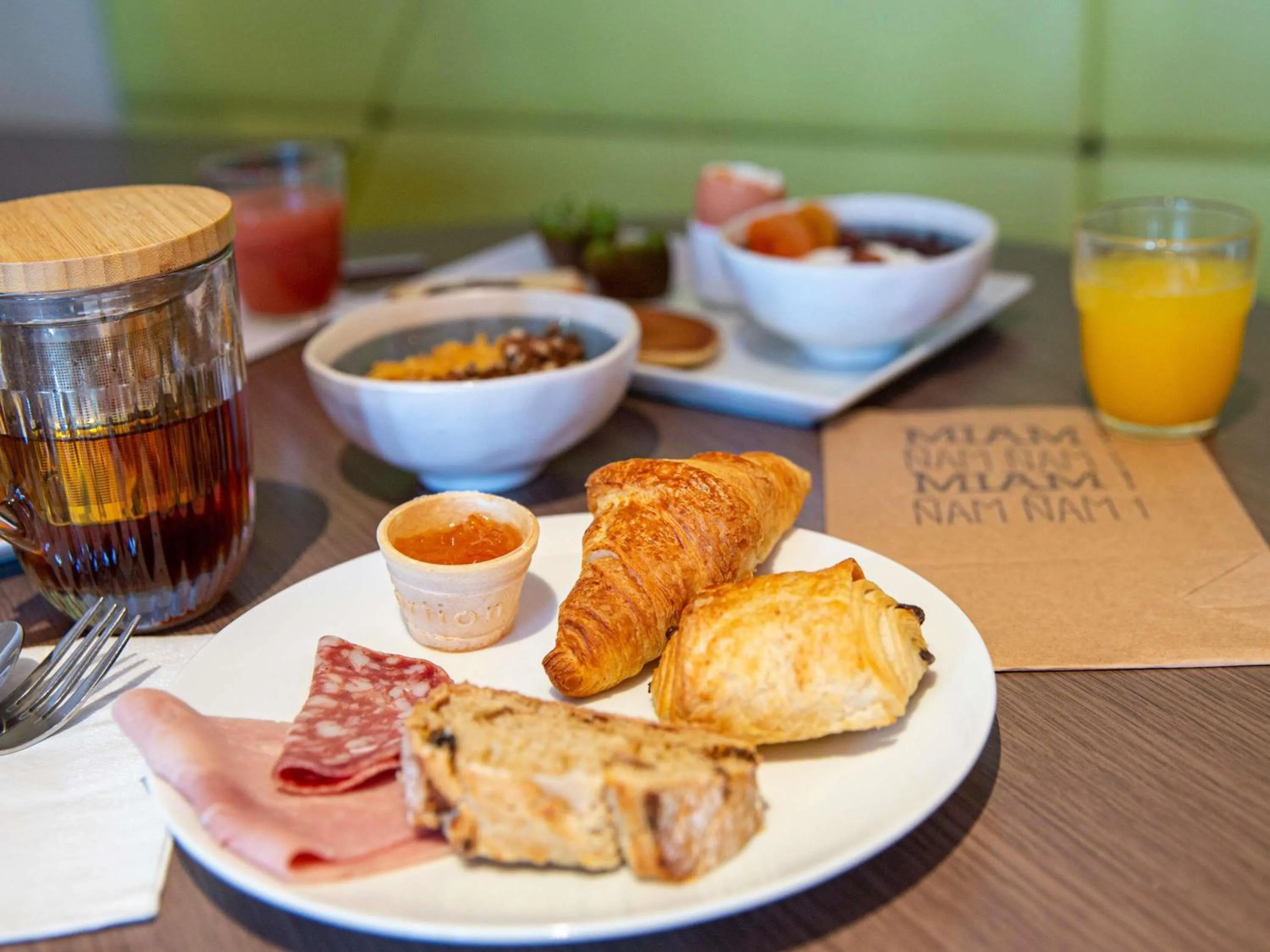 Property building in ibis Styles Honfleur Centre Historique