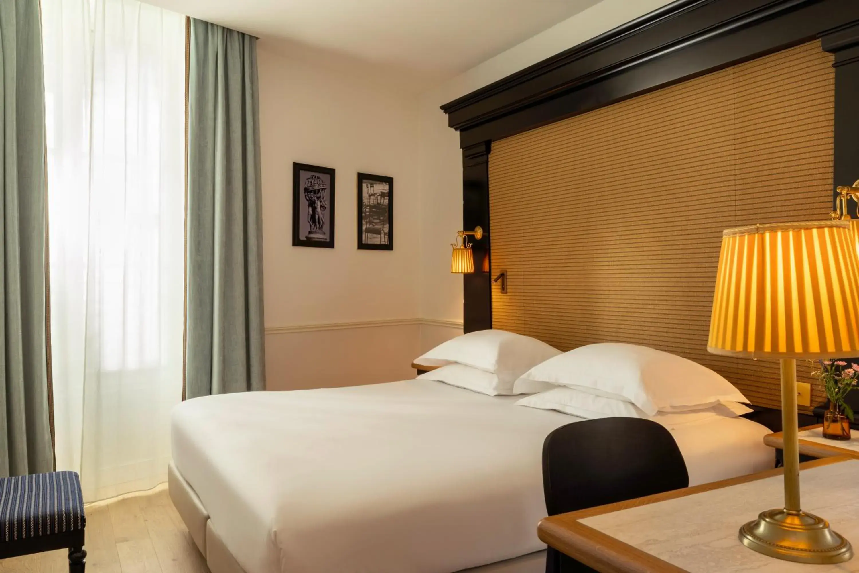 Bedroom, Bed in Hotel Observatoire Luxembourg Bedroom, Bed in Hotel Observatoire Luxembourg