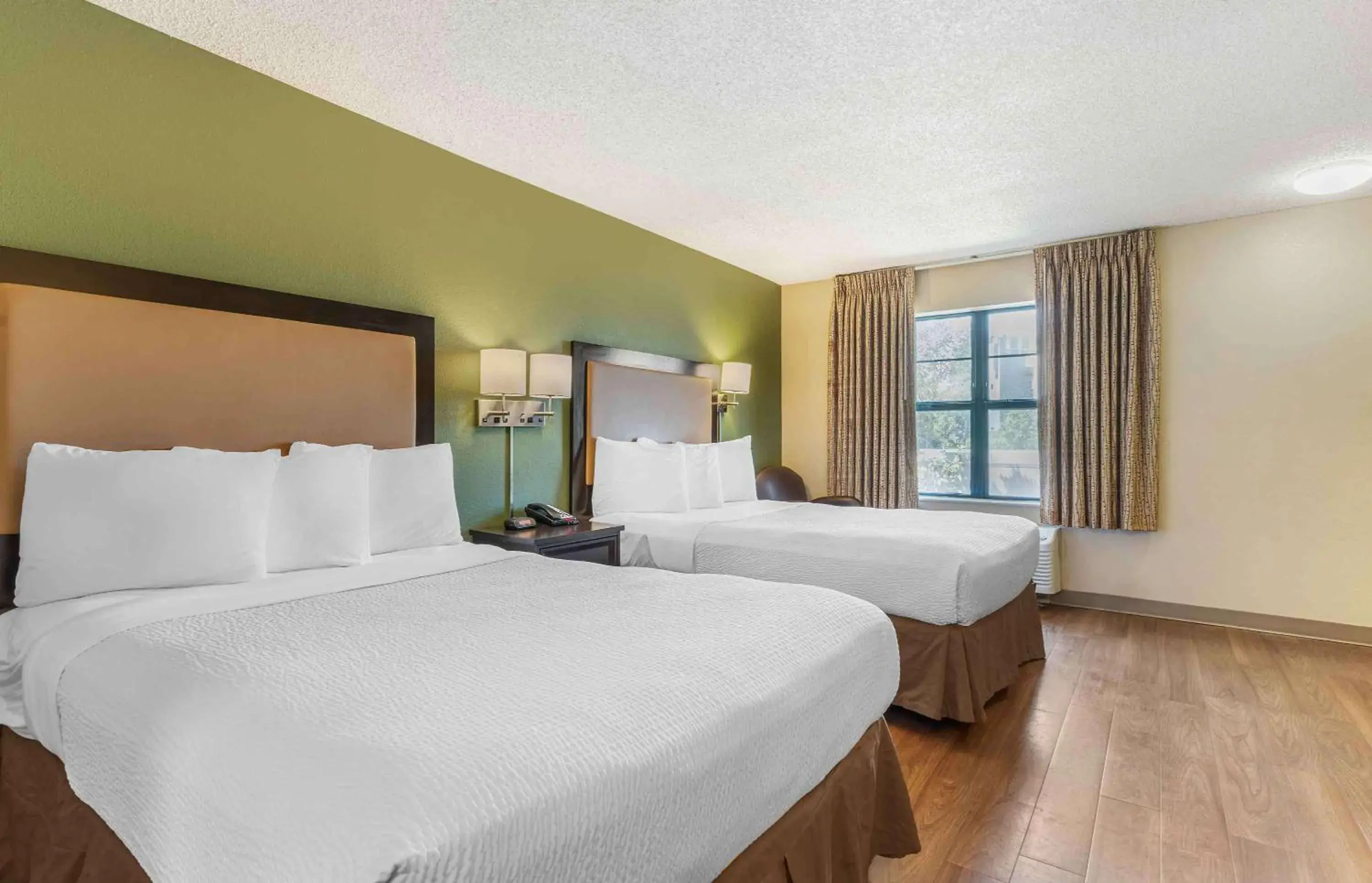 Studio with 2 Double Beds - Non-Smoking in Extended Stay America Suites - Richmond - Hilltop Mall Studio with 2 Double Beds - Non-Smoking in Extended Stay America Suites - Richmond - Hilltop Mall