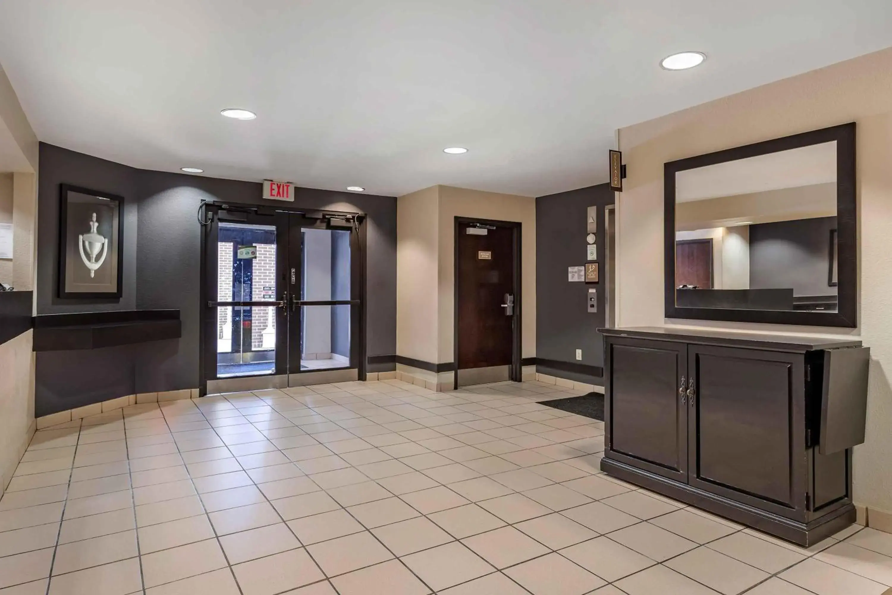 Lobby or reception in Extended Stay America Suites - Houston - Westchase - Richmond Lobby or reception in Extended Stay America Suites - Houston - Westchase - Richmond