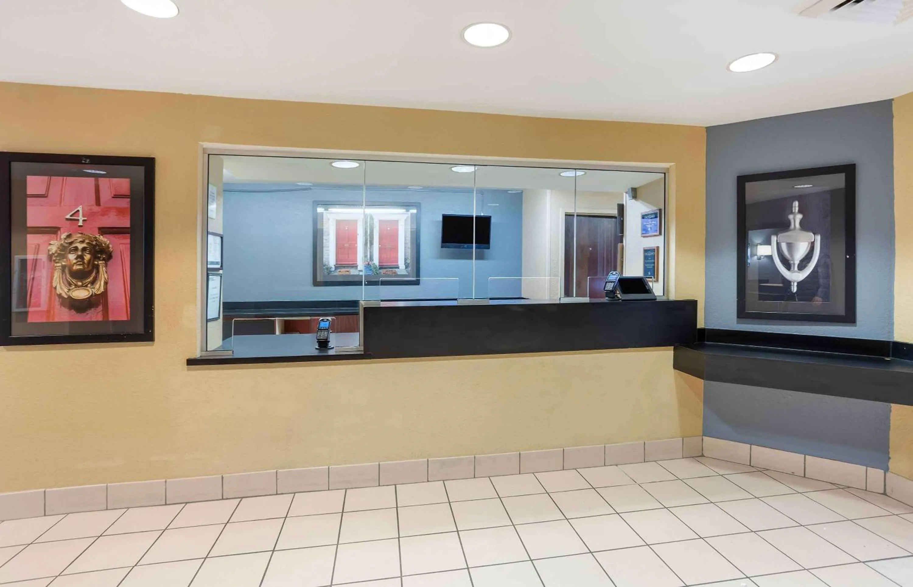 Lobby or reception in Extended Stay America Suites - Philadelphia - Bensalem