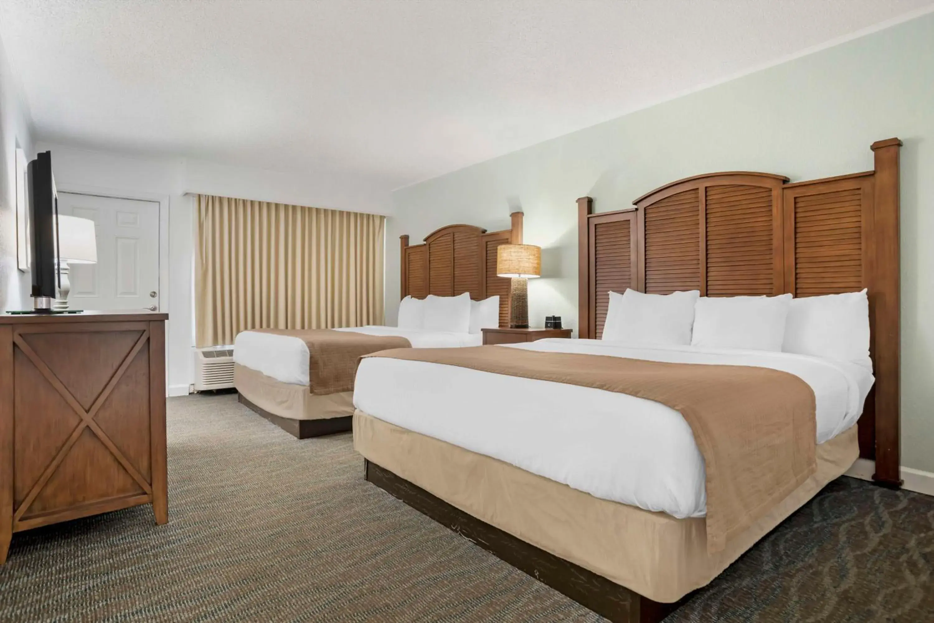 Bedroom, Bed in Best Western on the Beach Bedroom, Bed in Best Western on the Beach