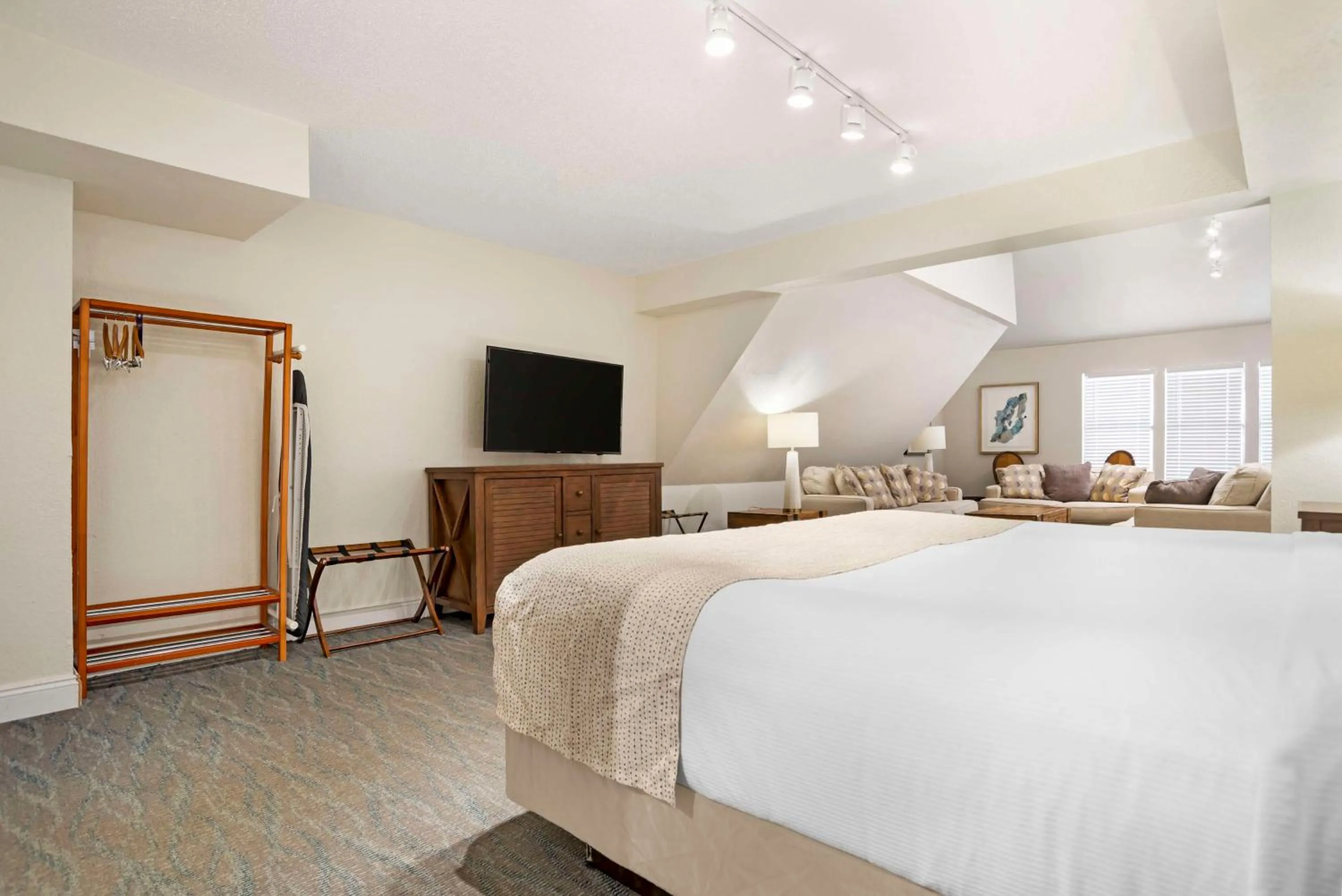 Bedroom, Bed in Best Western on the Beach