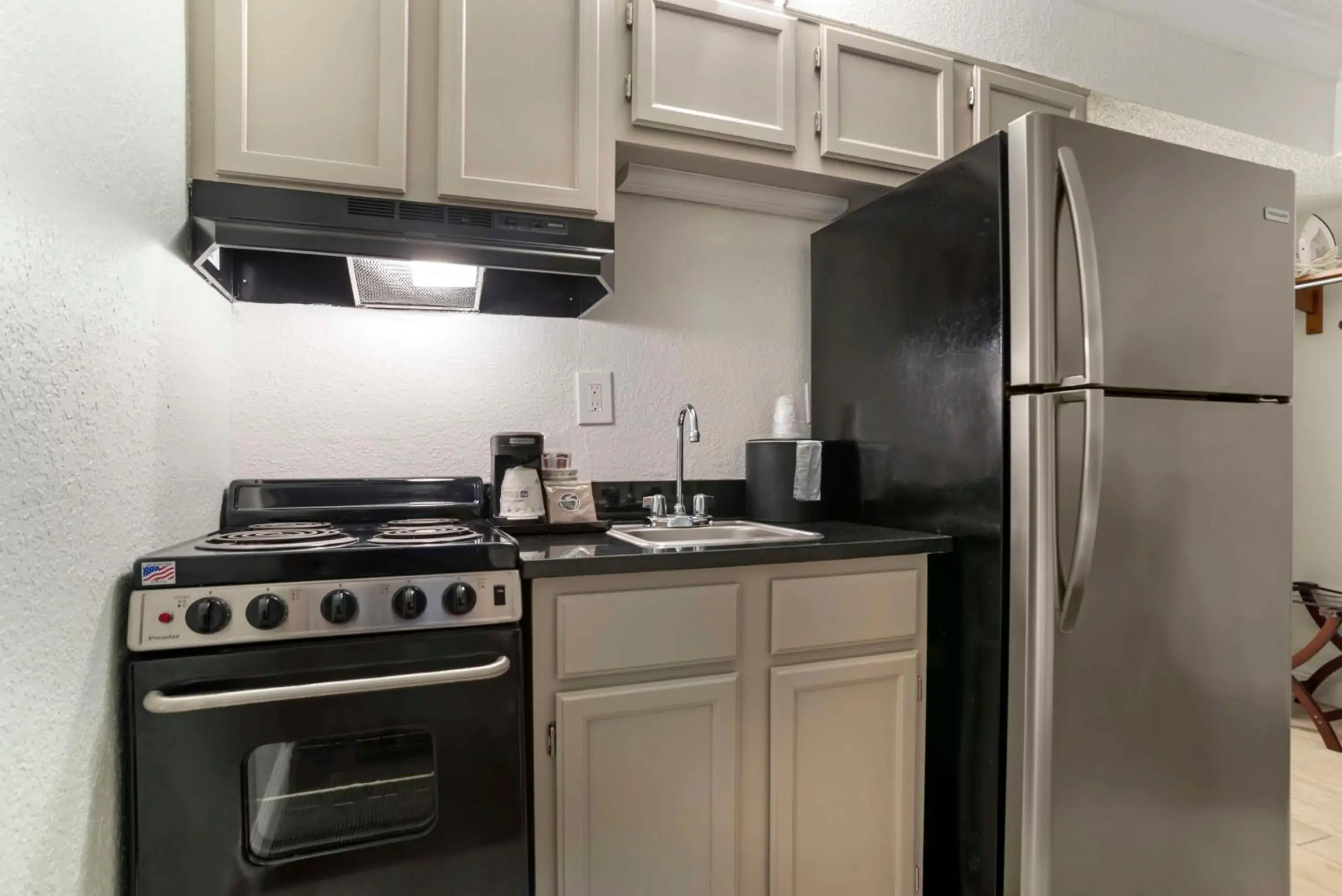 Bedroom in Best Western on the Beach Bedroom in Best Western on the Beach