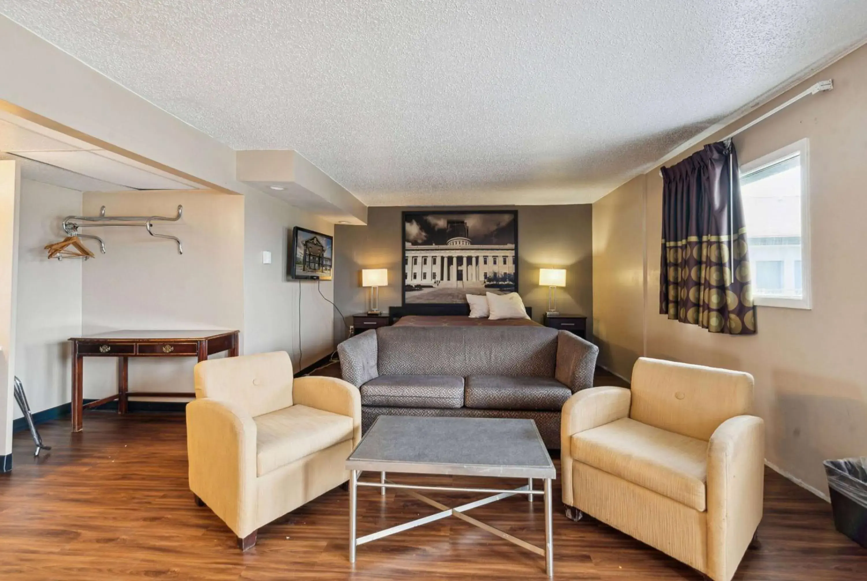 Lobby or reception in Super 8 by Wyndham Millbury/Toledo Lobby or reception in Super 8 by Wyndham Millbury/Toledo