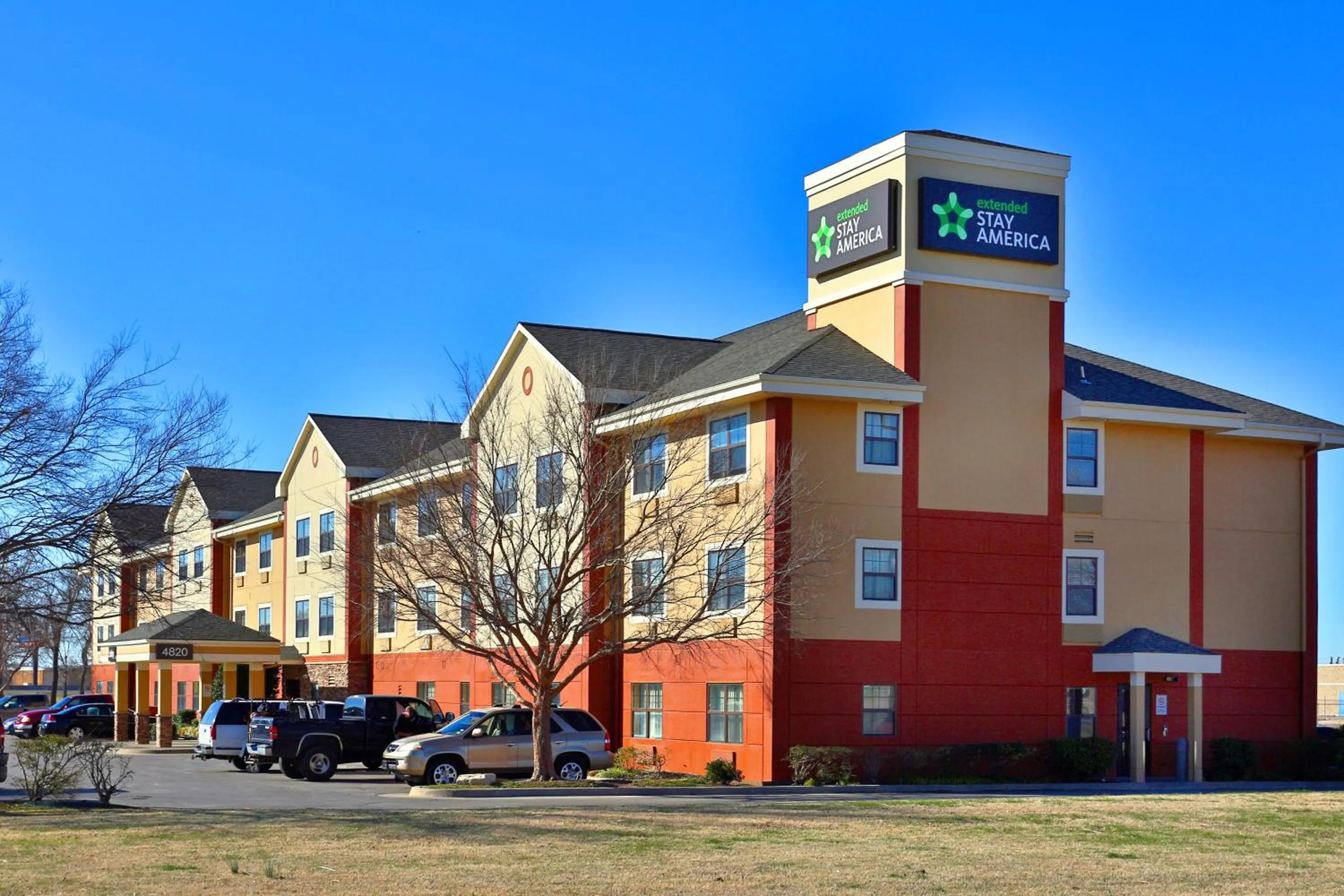Property building in Extended Stay America Suites - Oklahoma City - Airport