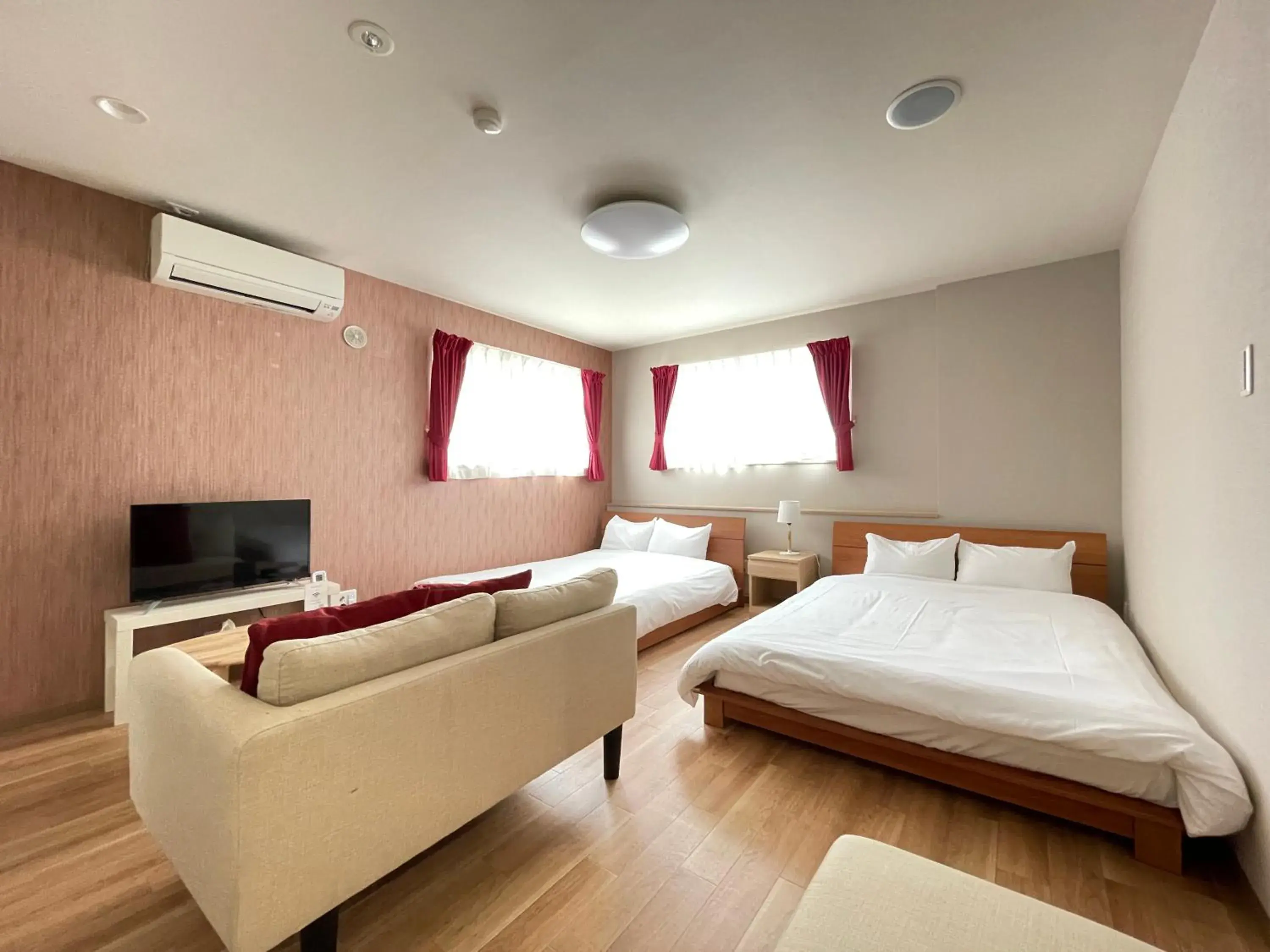 Superior Twin Room in Guest House Laule'a Tennoji Superior Twin Room in Guest House Laule'a Tennoji