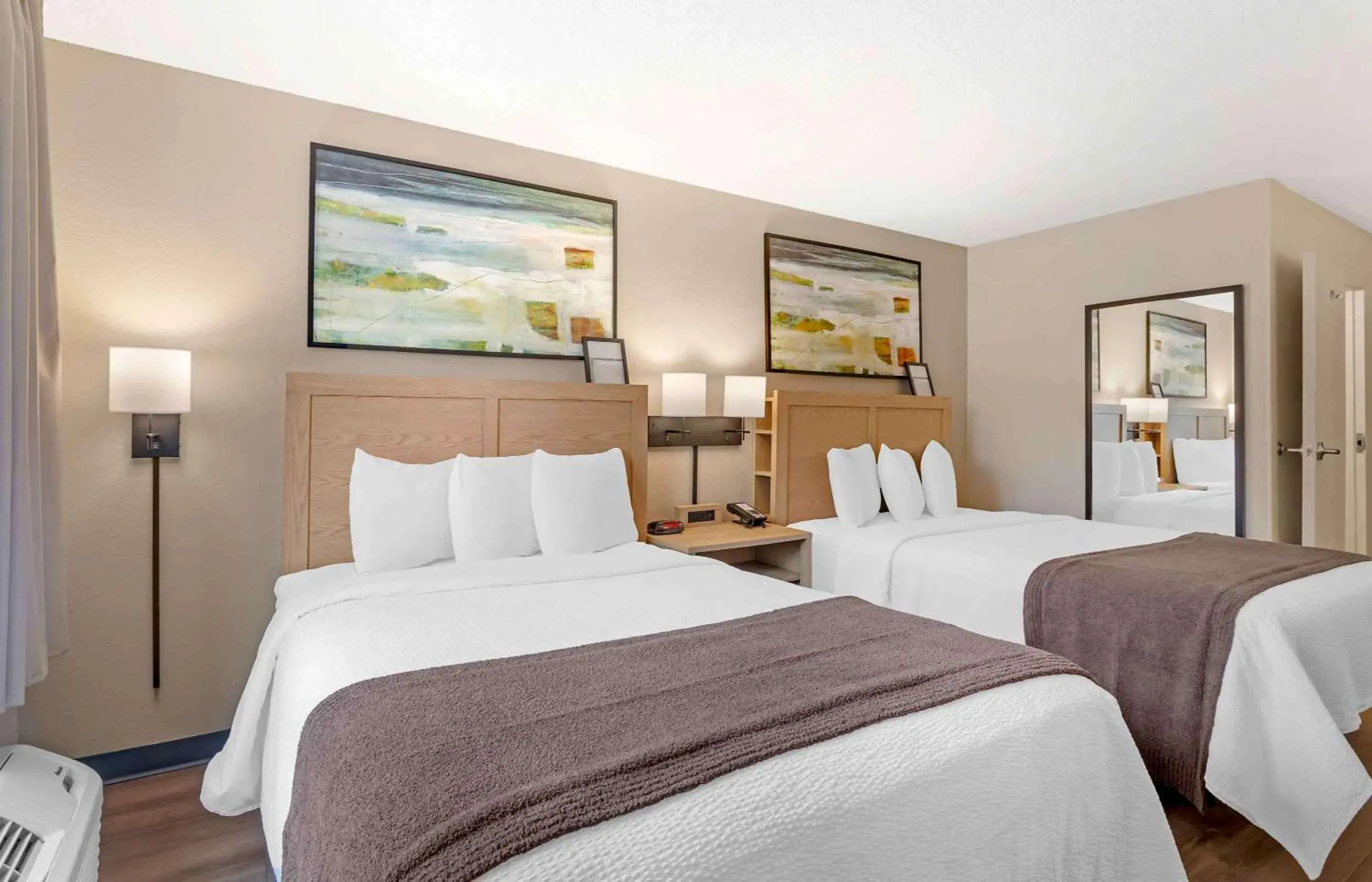 Bedroom, Bed in Extended Stay America Suites - Asheville - Tunnel Rd Bedroom, Bed in Extended Stay America Suites - Asheville - Tunnel Rd