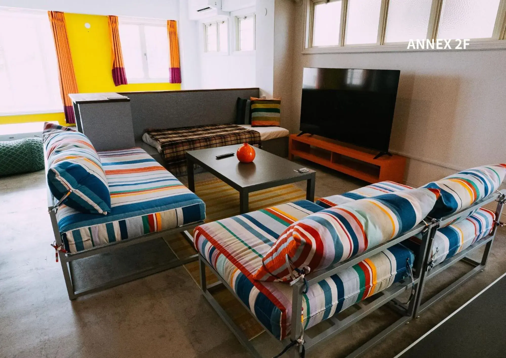 Bed in Breaky Hotel Bed in Breaky Hotel