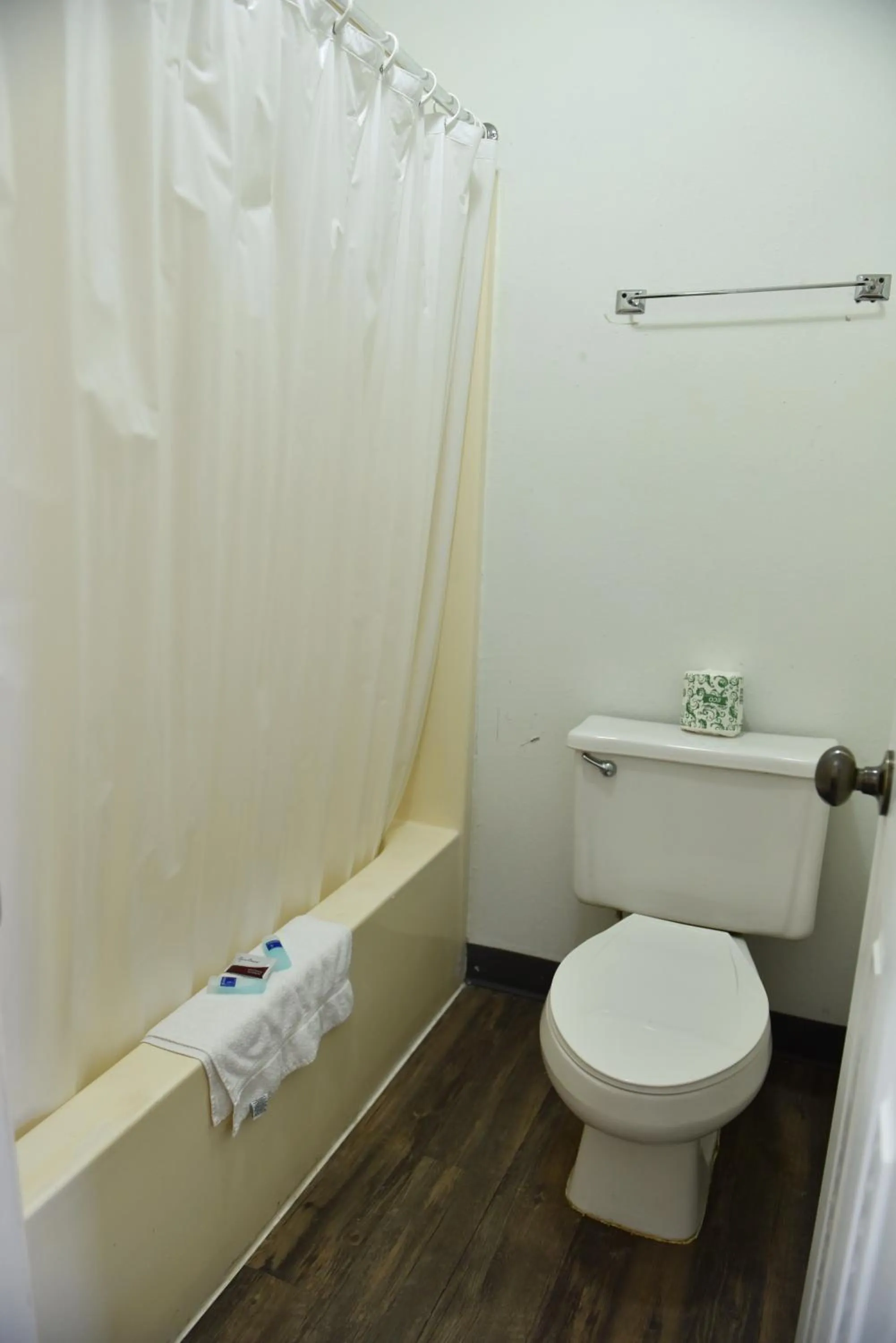 Bathroom in Knights Inn Merrillville