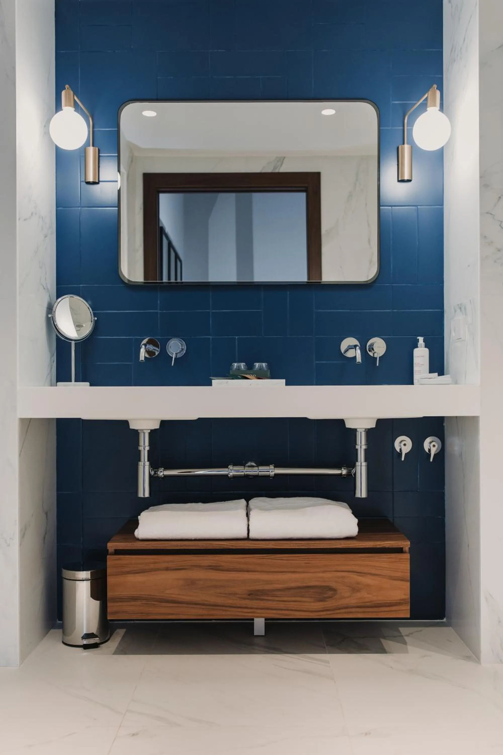 Bathroom, Bed in Room Mate Helen Berger Boutique