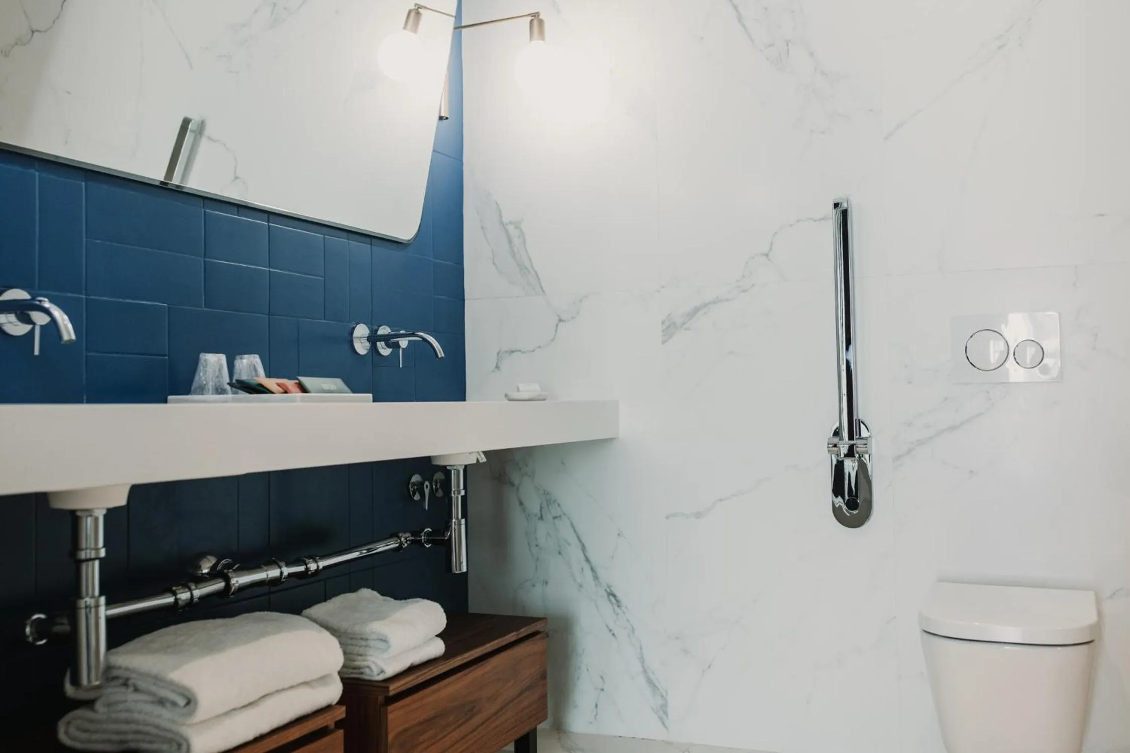 Toilet in Room Mate Helen Berger Boutique