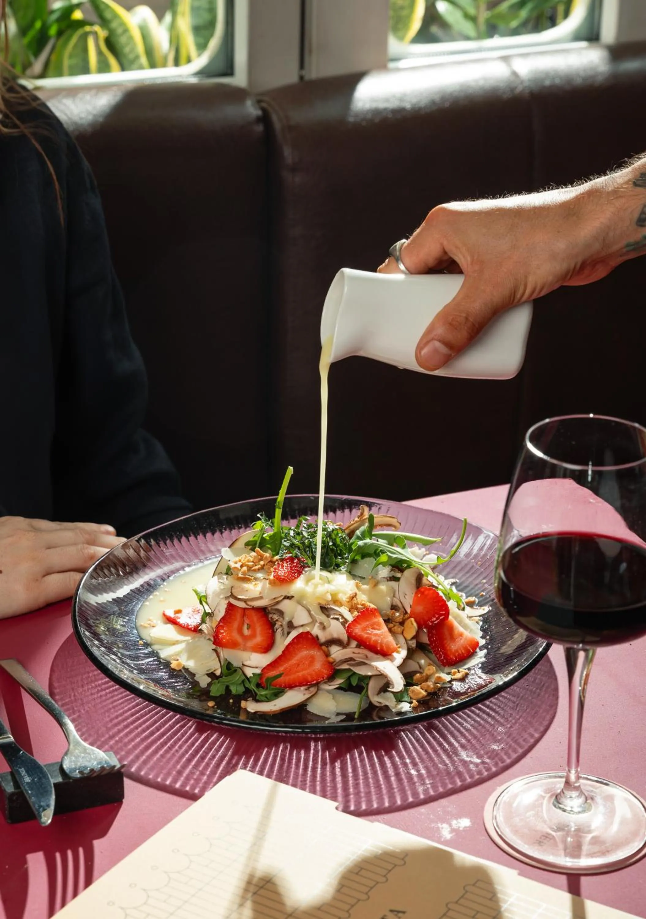 Restaurant/places to eat in Room Mate Helen Berger Boutique