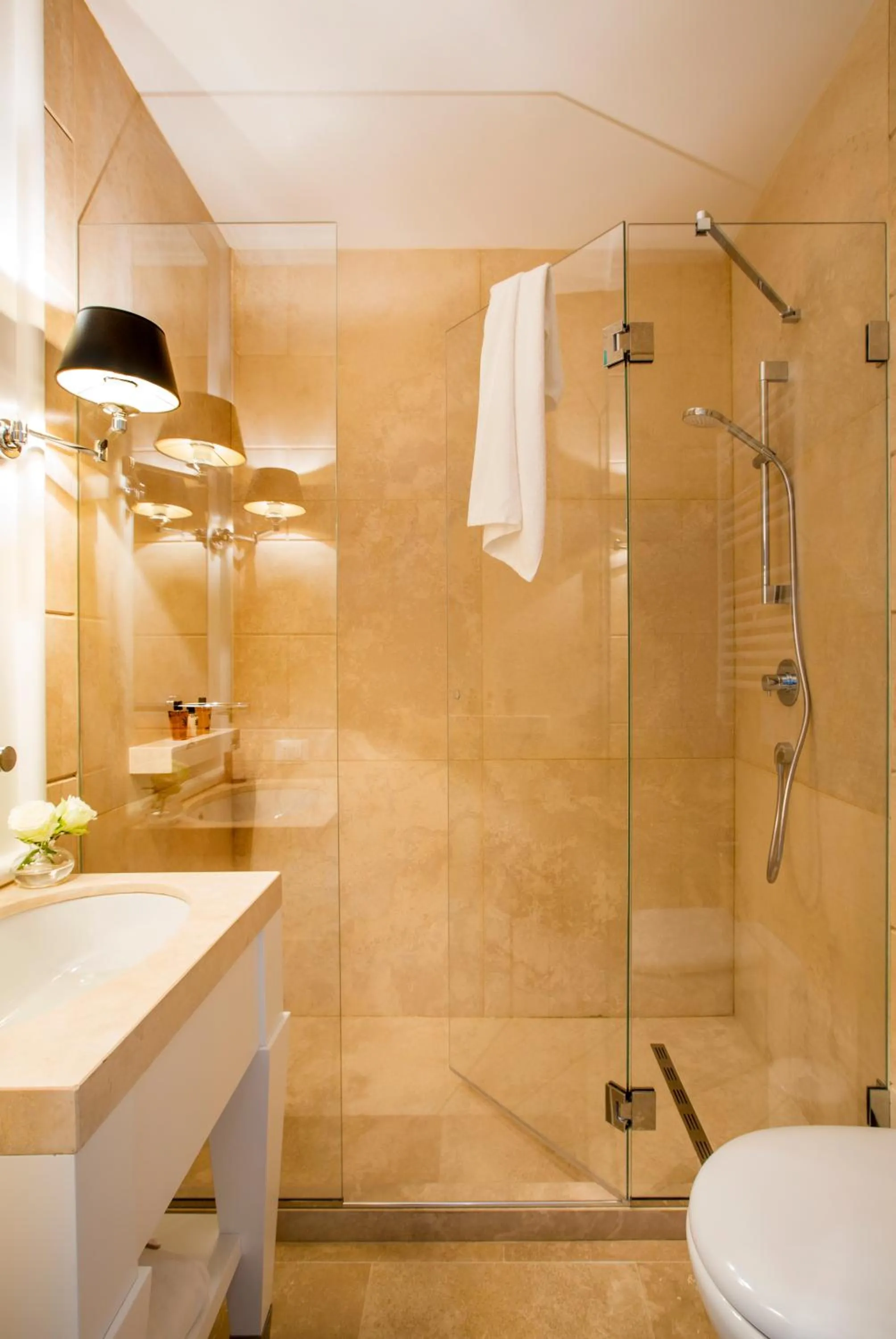 Shower in Residenza B