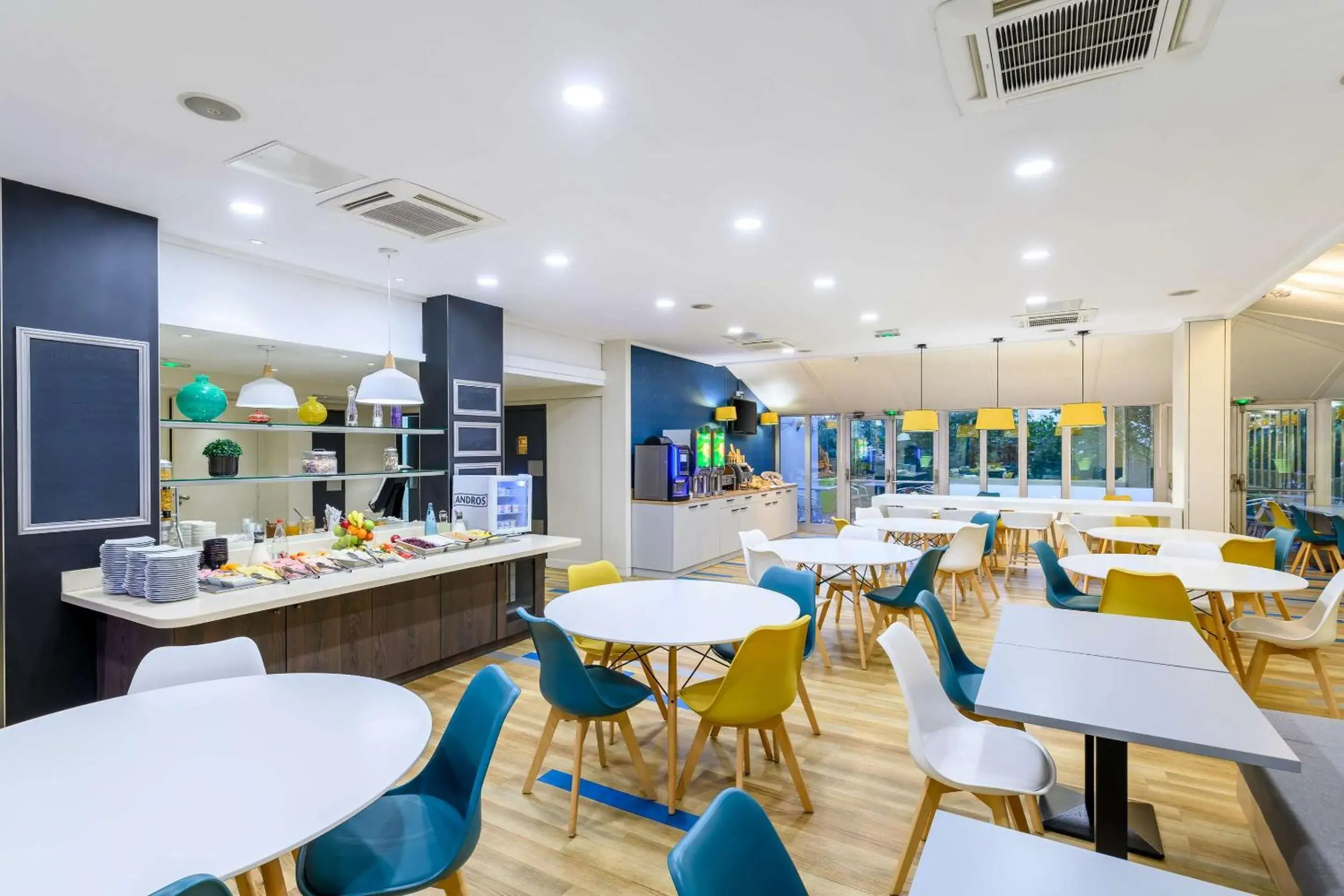 Breakfast in Comfort Hotel Paris Porte d'Ivry Breakfast in Comfort Hotel Paris Porte d'Ivry