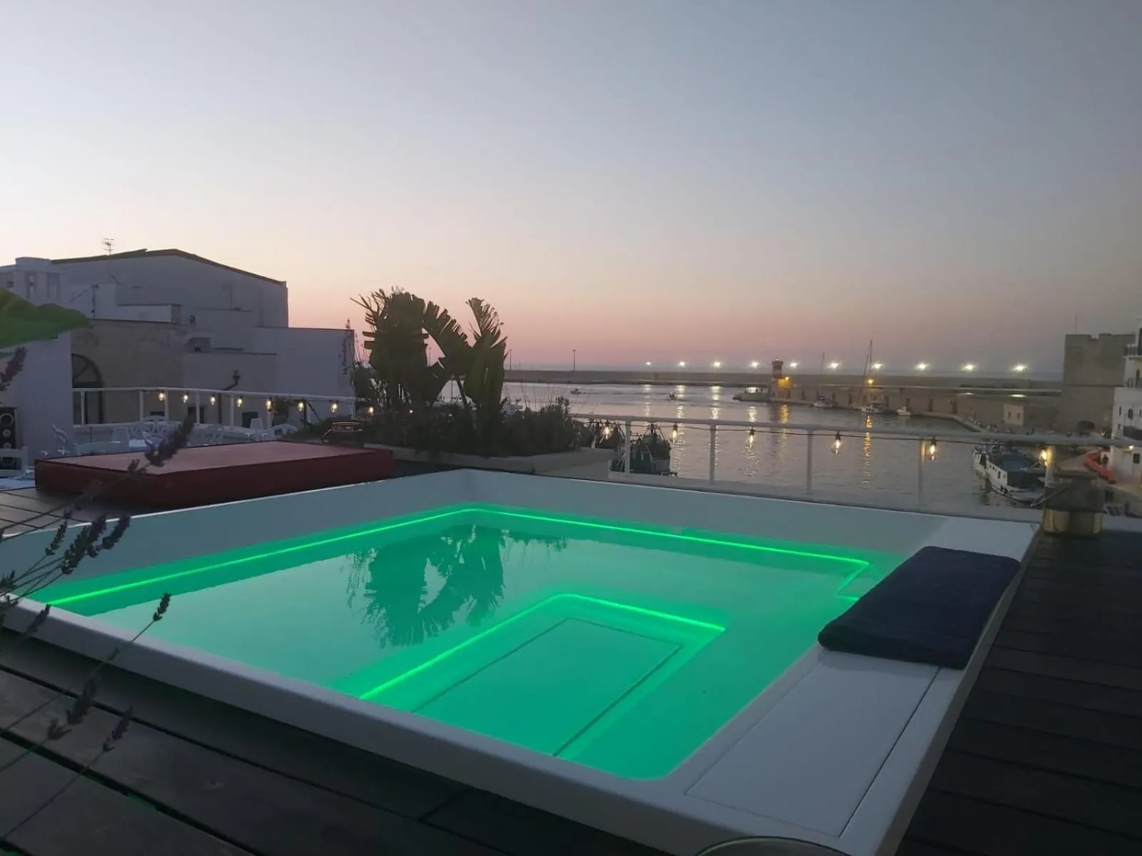 On site in AL CONSOLE LUXURY SUITE