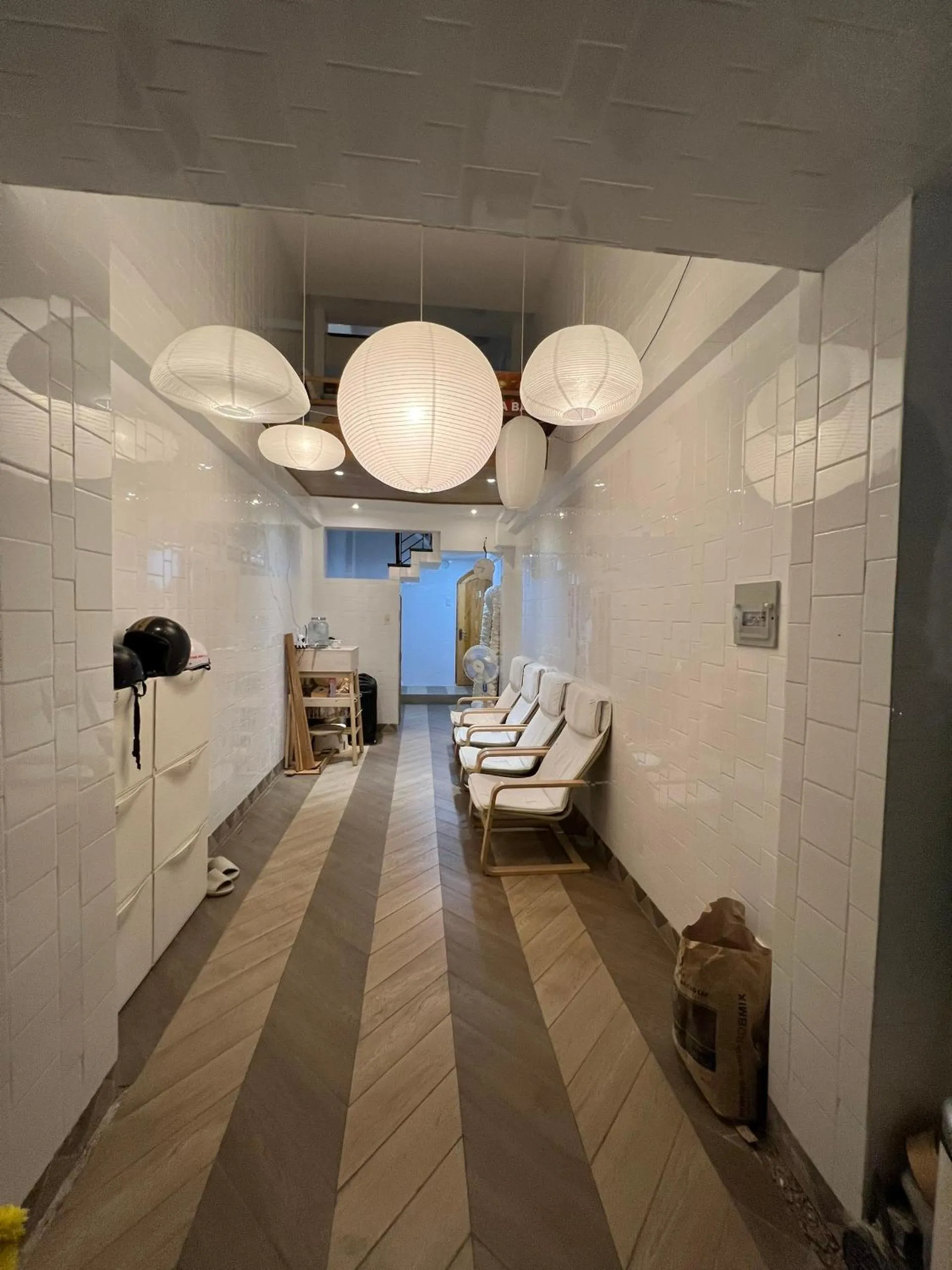 Seating area, Bed in Meow Hotel & Cafe
