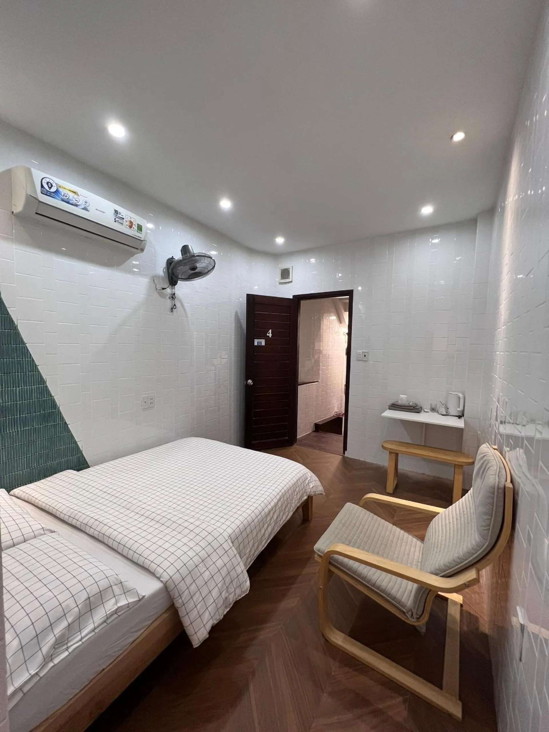 Bed in Meow Hotel & Cafe