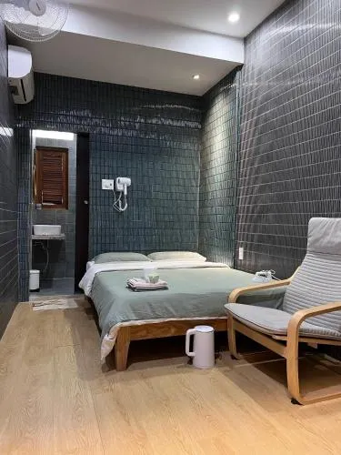 Photo of the whole room, Bed in Meow Hotel & Cafe