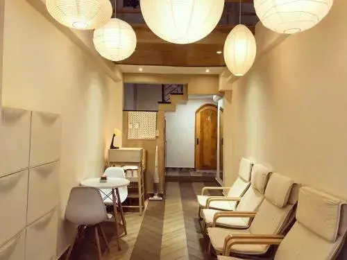 Meow Hotel & Cafe Meow Hotel & Cafe