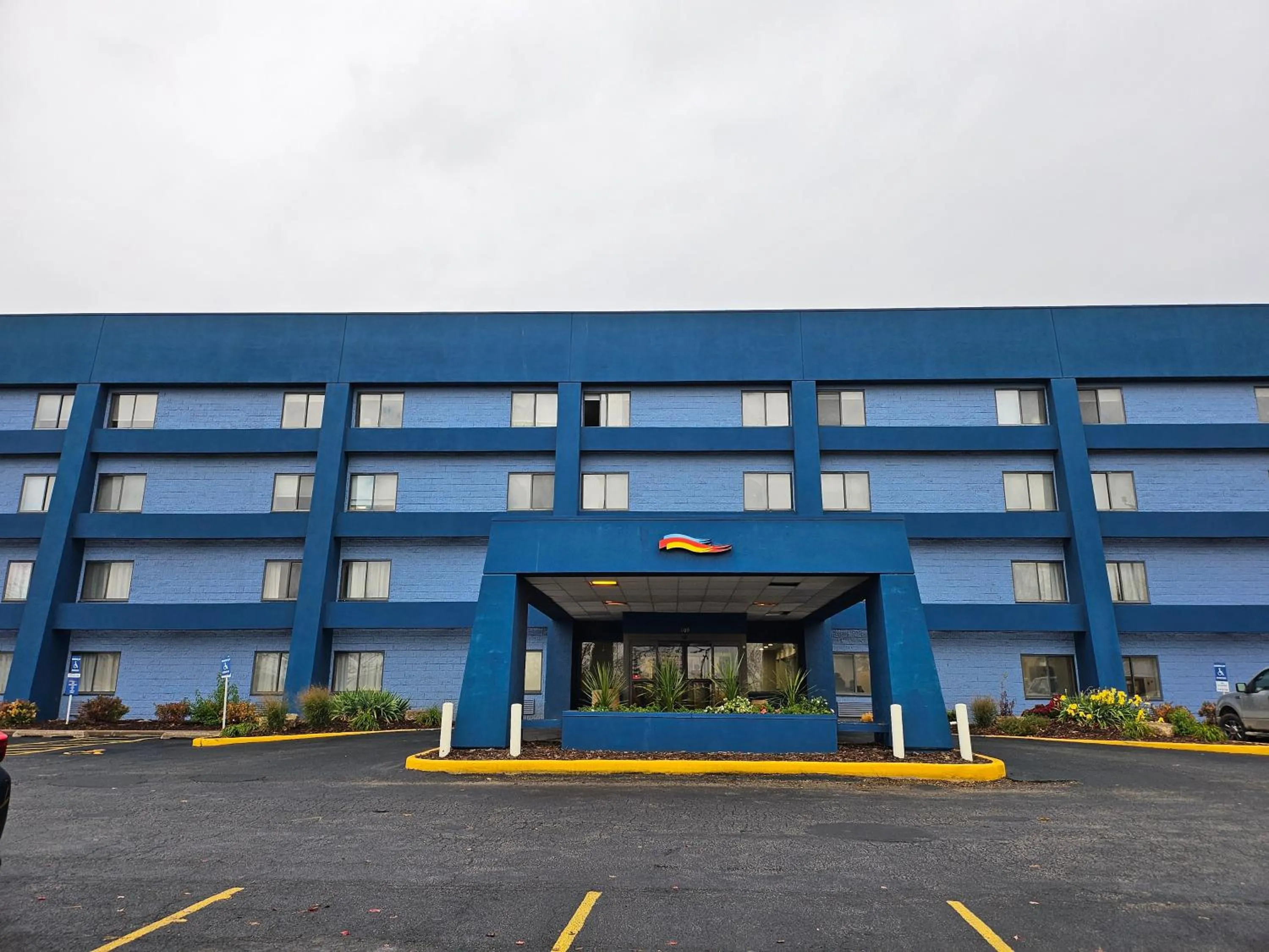 Property building in Baymont by Wyndham Davenport