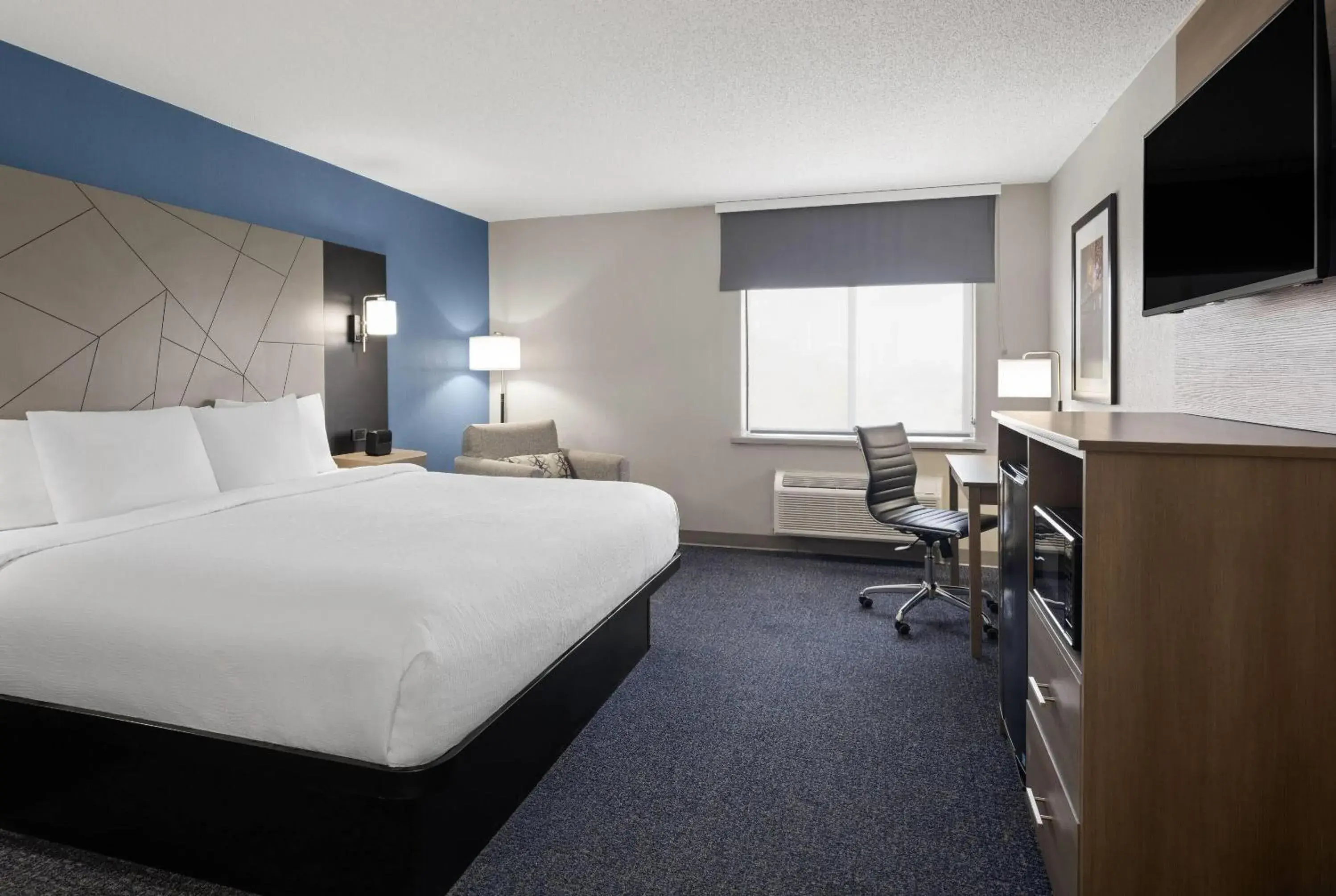 Photo of the whole room, Bed in Baymont by Wyndham Davenport Photo of the whole room, Bed in Baymont by Wyndham Davenport