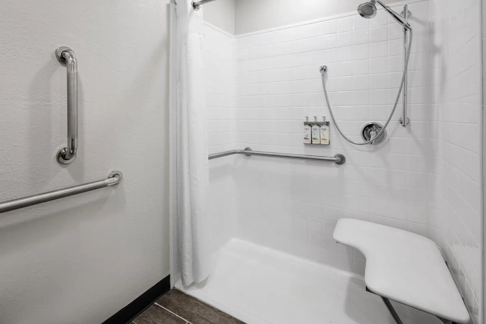 Photo of the whole room in Holiday Inn Express & Suites Wyomissing by IHG Photo of the whole room in Holiday Inn Express & Suites Wyomissing by IHG