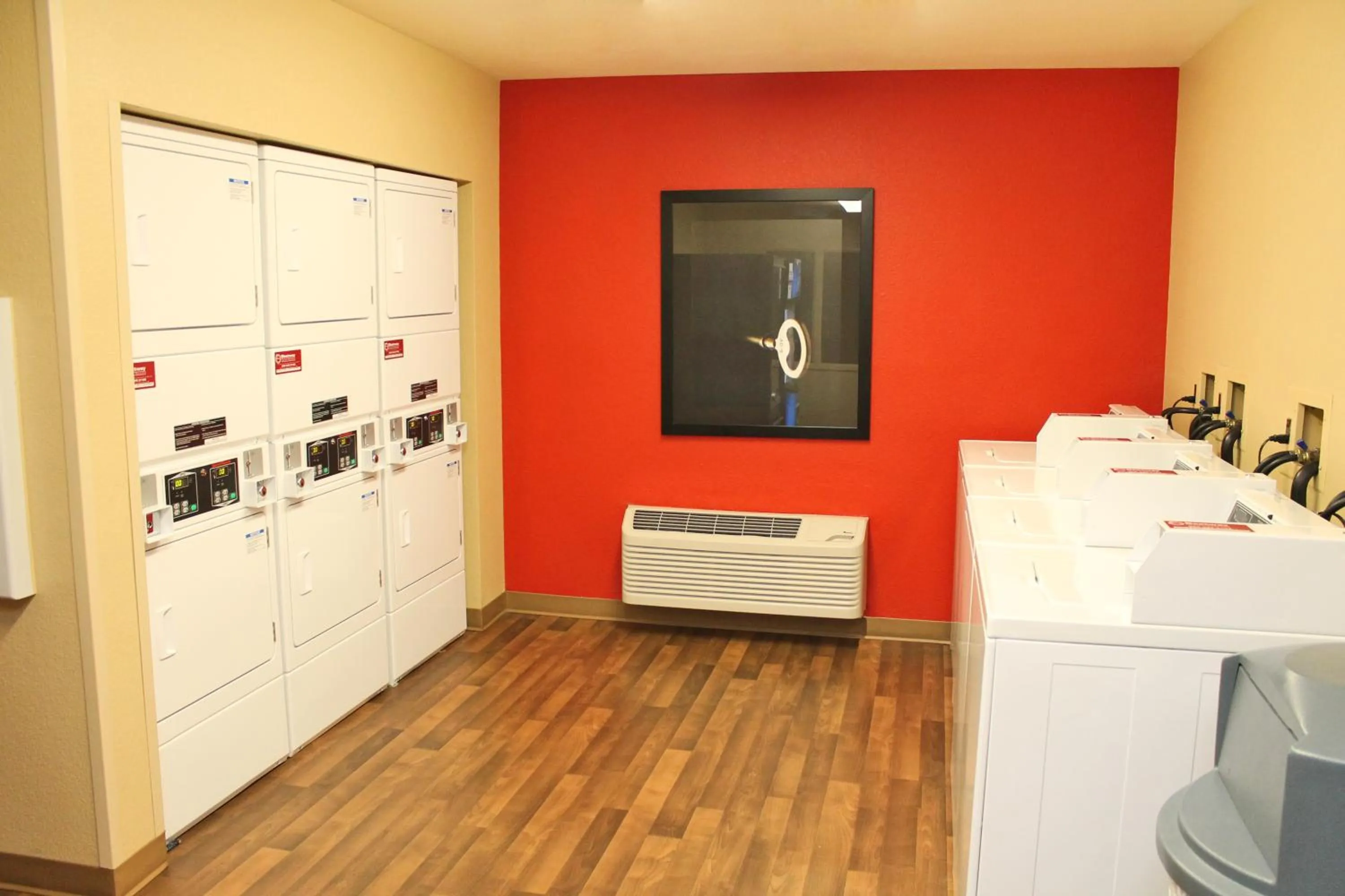 Area and facilities in Extended Stay America Suites - Los Angeles - Chino Valley