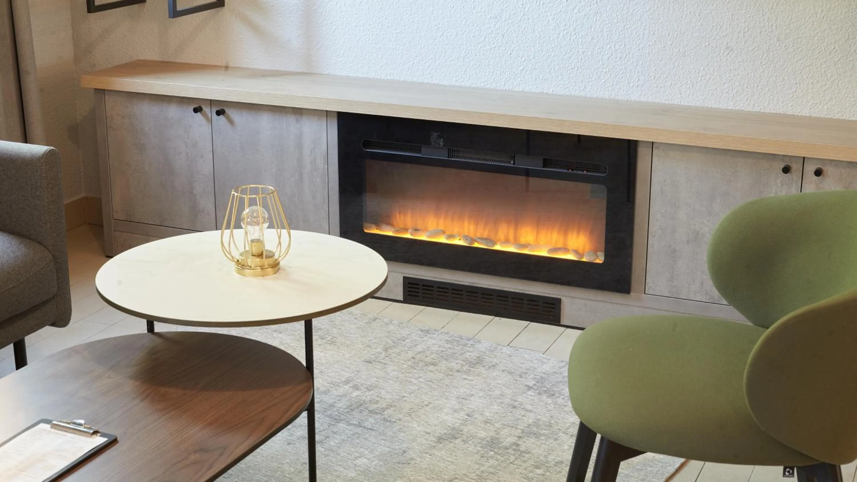 Lobby or reception in Campanile NATURE - Cergy Pontoise